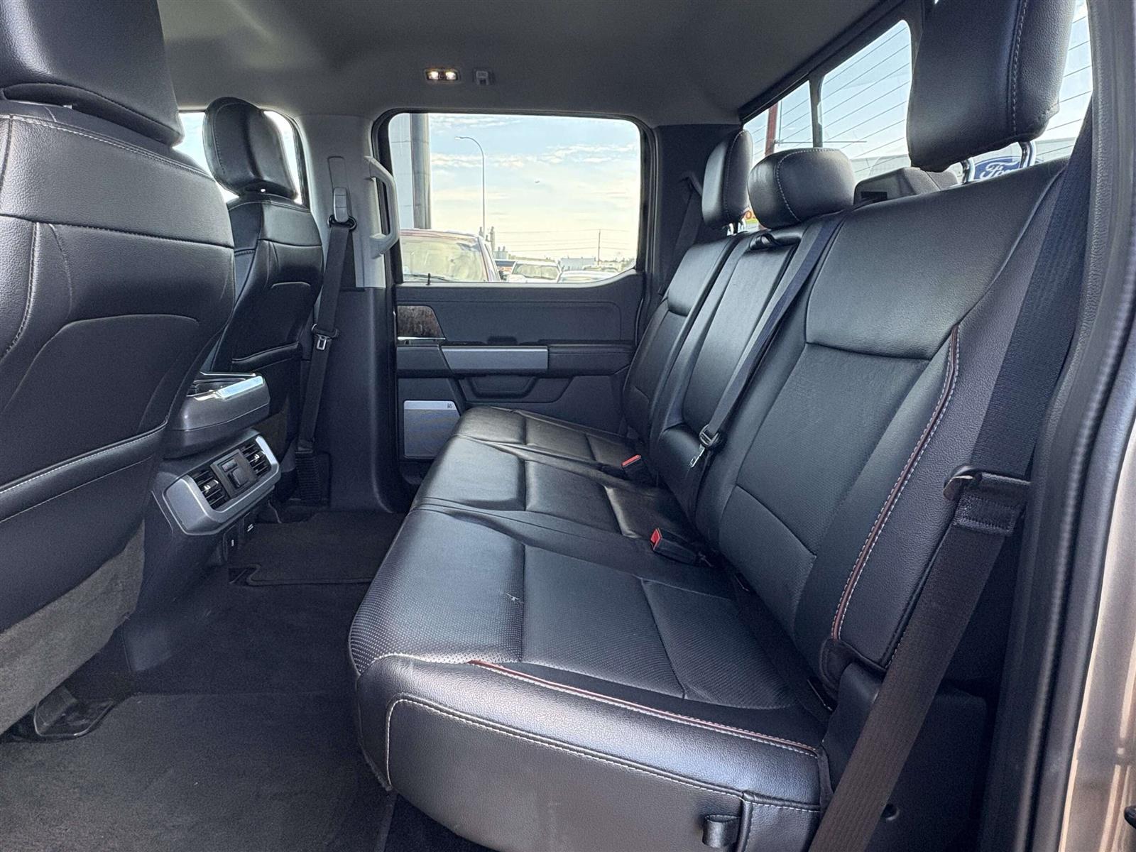 2023 Ford F-150 LARIAT 502A | HTD/CLD LEATHER | COPILOT 360 - Thumbnail 29