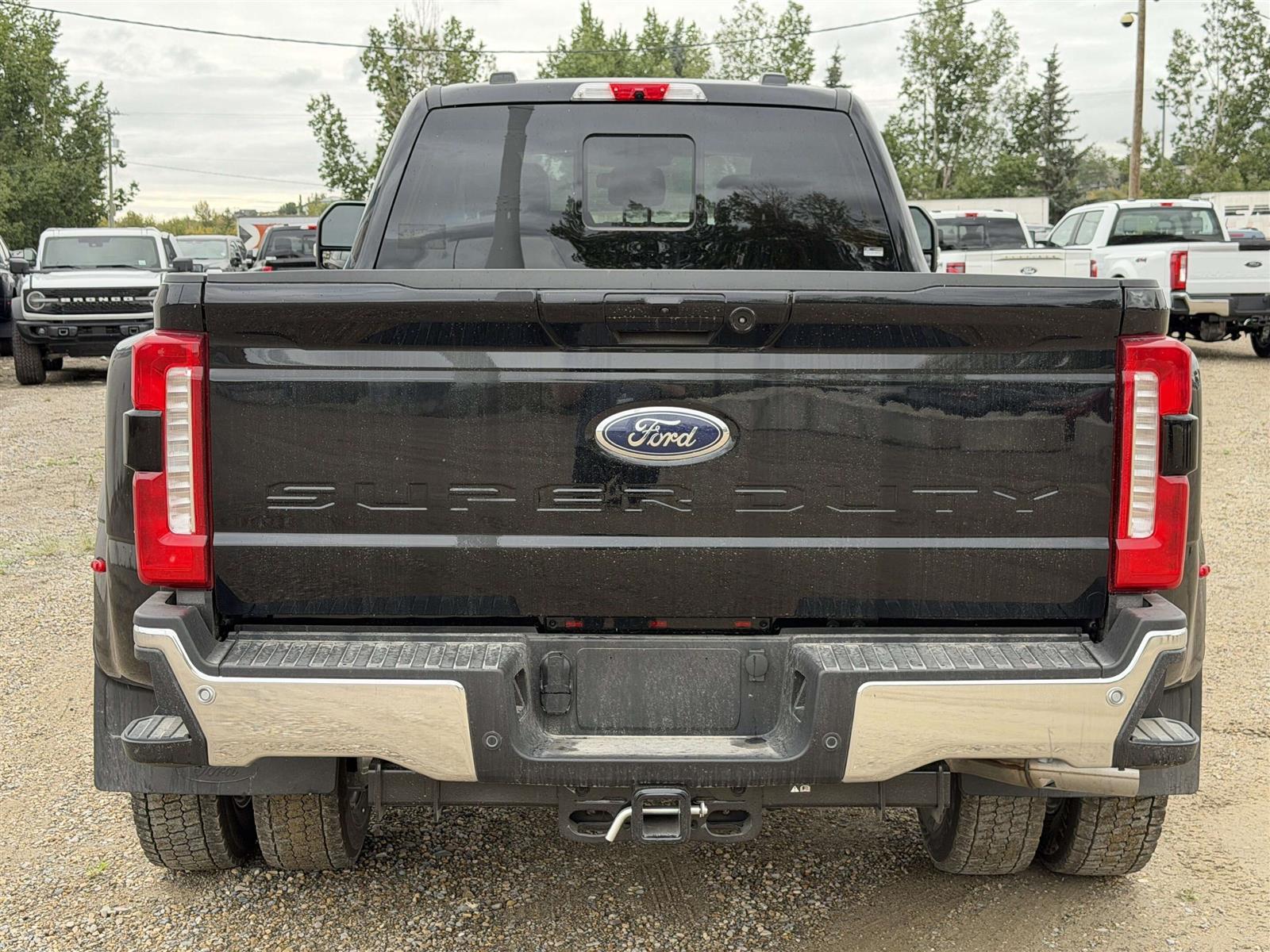 2026 Ford F-450 Super Duty LARIAT | 678A: FX4 OFF-ROAD PACKAGE | 360 CAMERA - Thumbnail 11
