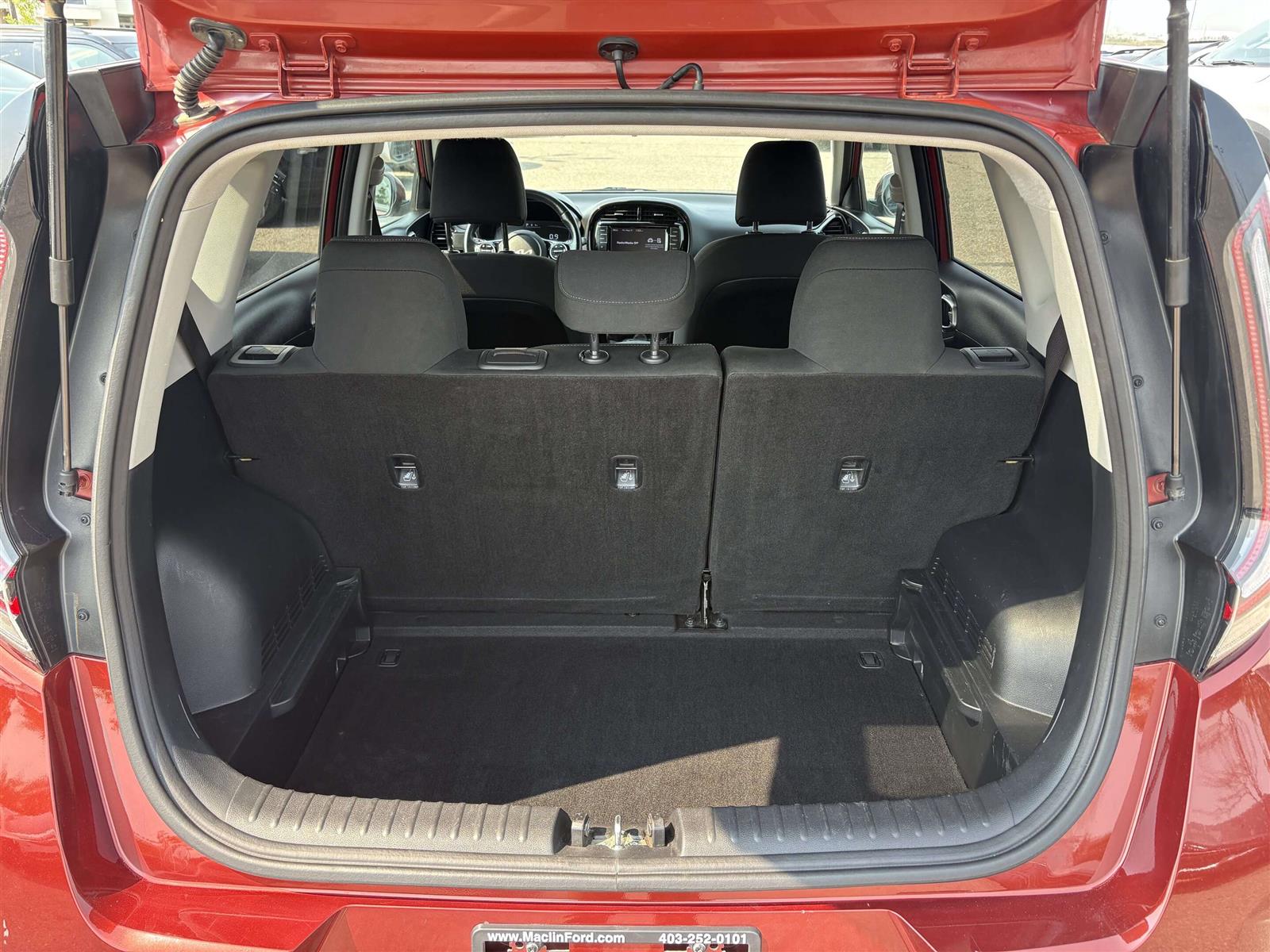 2023 Kia Soul EX - Thumbnail 10