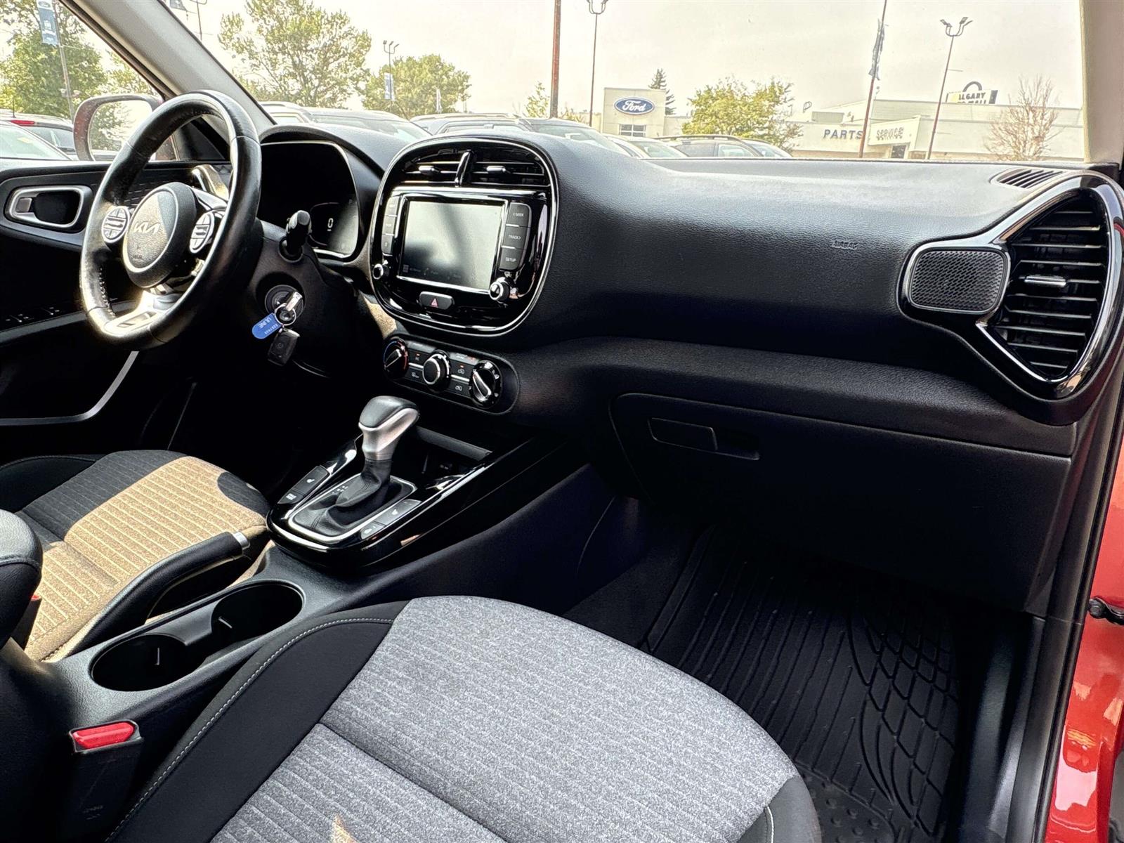 2023 Kia Soul EX - Thumbnail 31