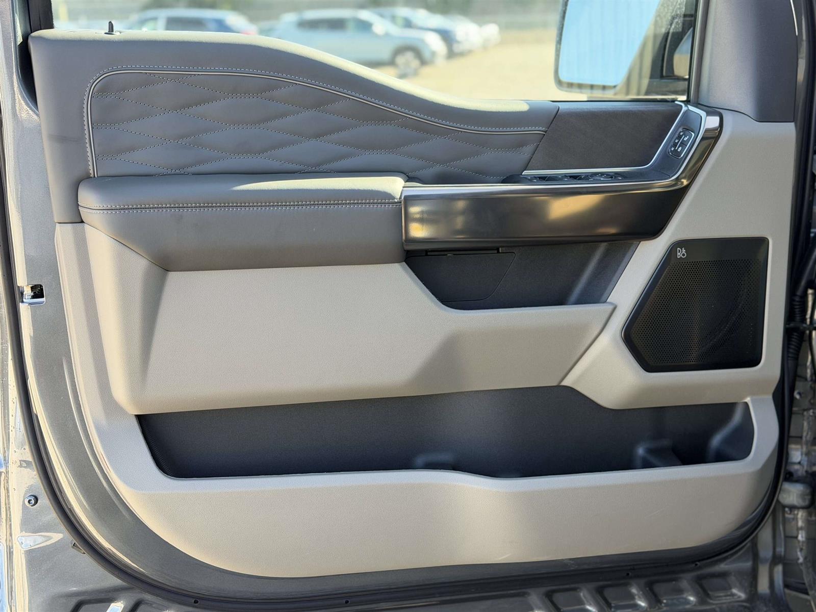 2026 Ford F-150 Platinum | TOW/HAUL PACKAGE | TWIN PANEL MOONROOF - Thumbnail 13