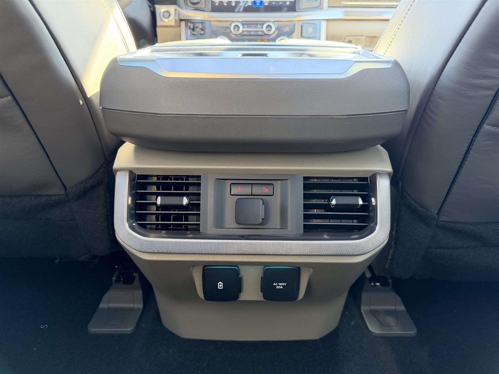 2026 Ford F-150 Platinum | TOW/HAUL PACKAGE | TWIN PANEL MOONROOF - Thumbnail 29
