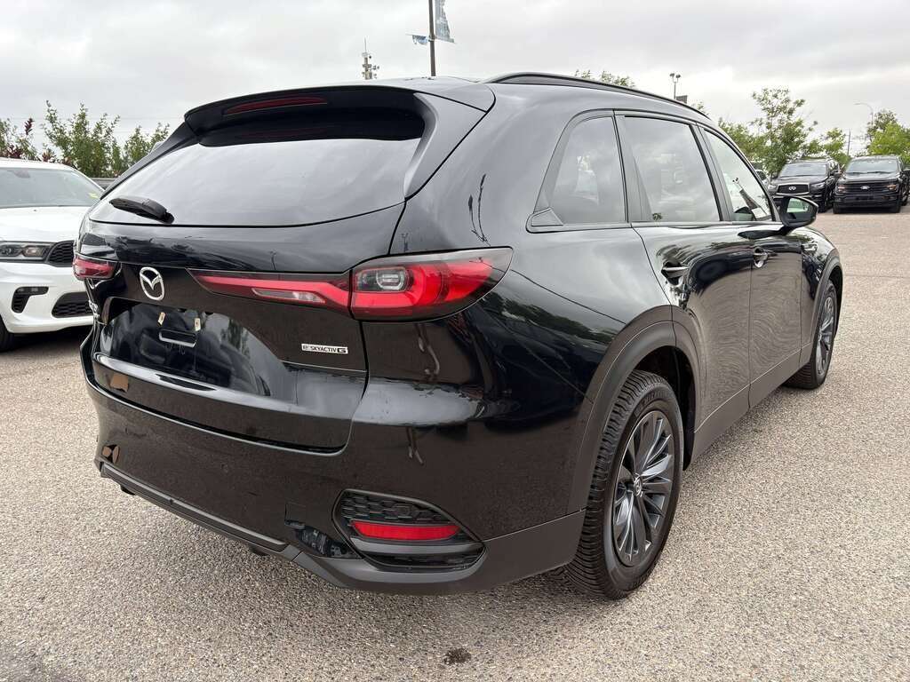 2025 Mazda CX-70 MHEV GS-L AWD | HEATED LEATHER | SUNROOF | LANE KEEP - Thumbnail 11