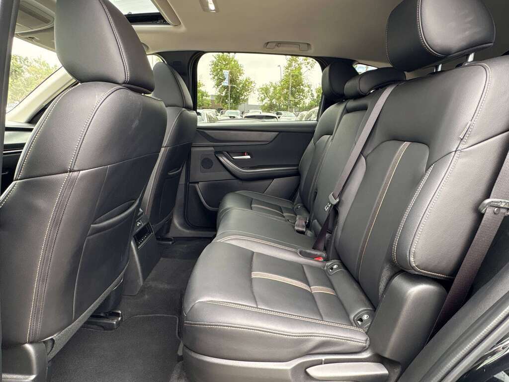 2025 Mazda CX-70 MHEV GS-L AWD | HEATED LEATHER | SUNROOF | LANE KEEP - Thumbnail 29