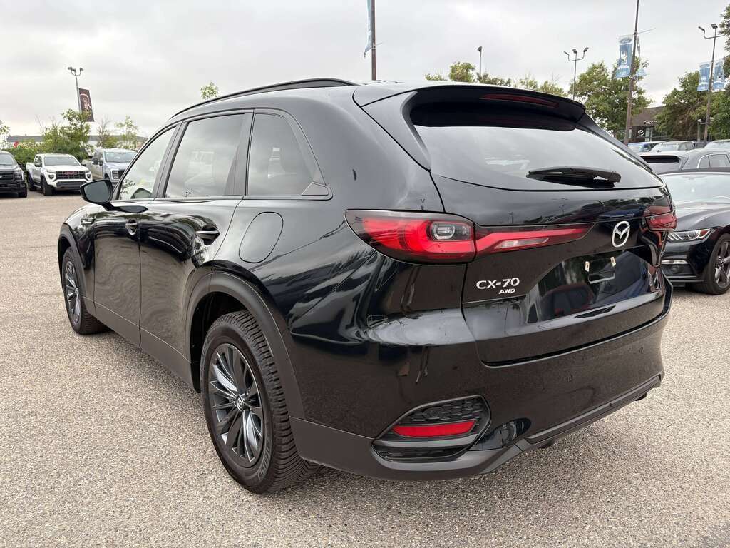 2025 Mazda CX-70 MHEV GS-L AWD | HEATED LEATHER | SUNROOF | LANE KEEP - Thumbnail 8