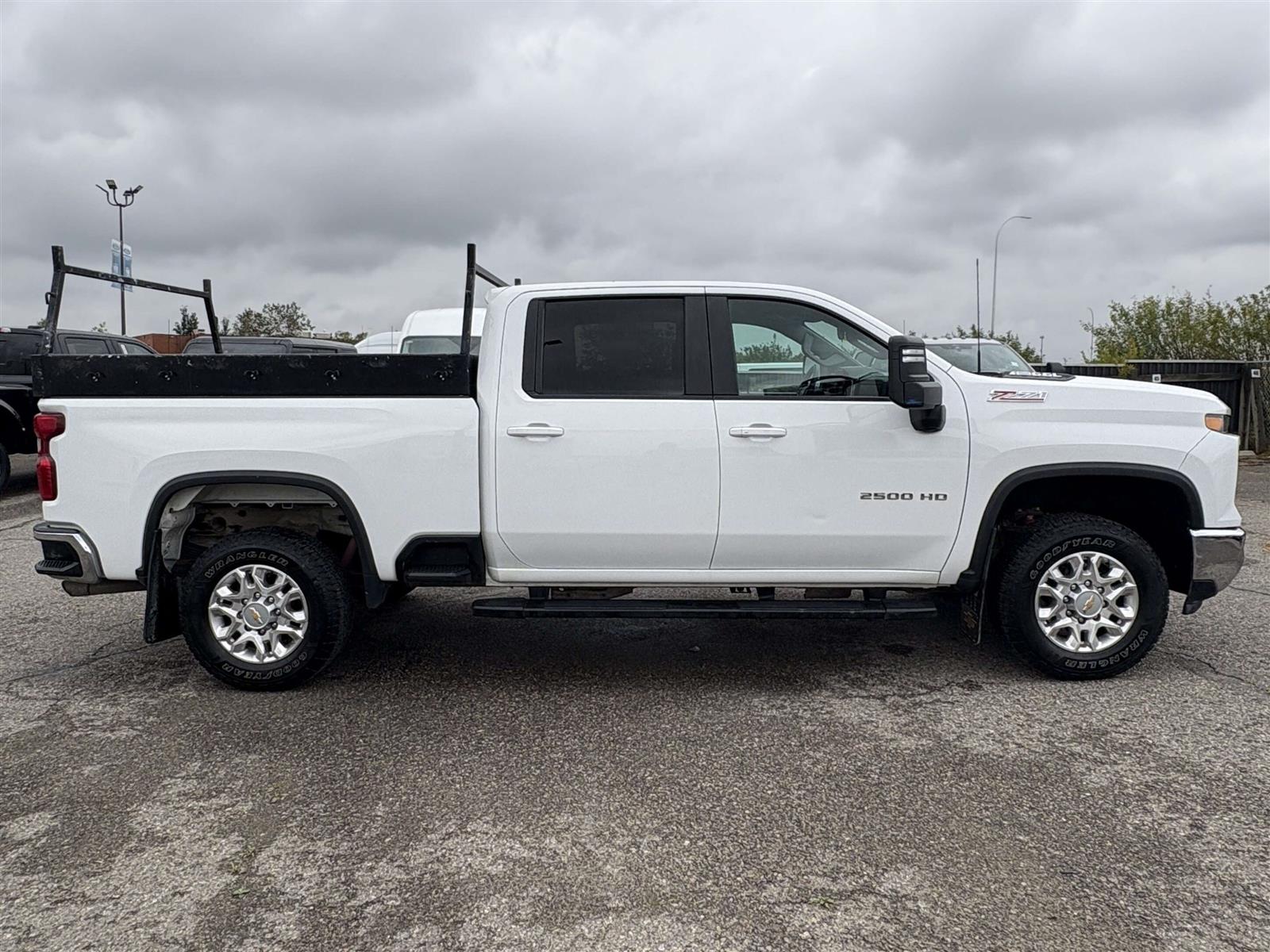 2024 Chevrolet Silverado 2500 LT - Thumbnail 14