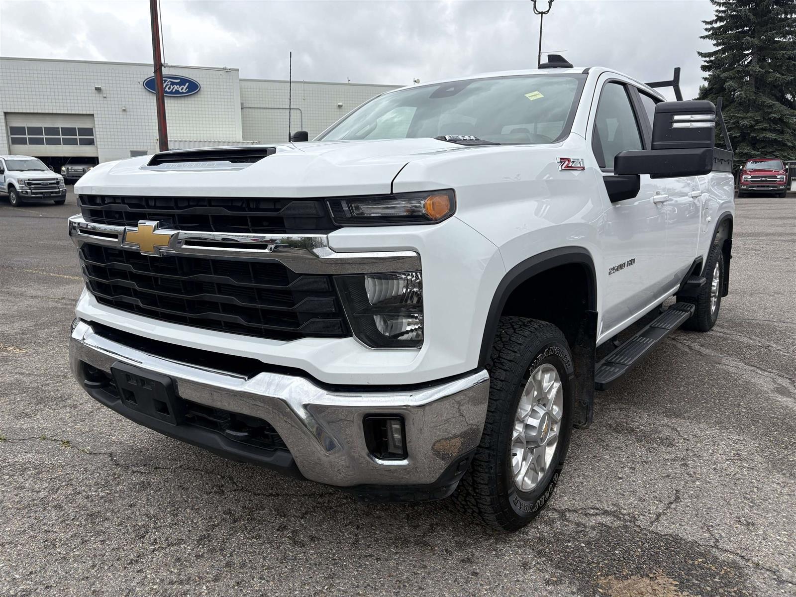 2024 Chevrolet Silverado 2500 LT - Thumbnail 5