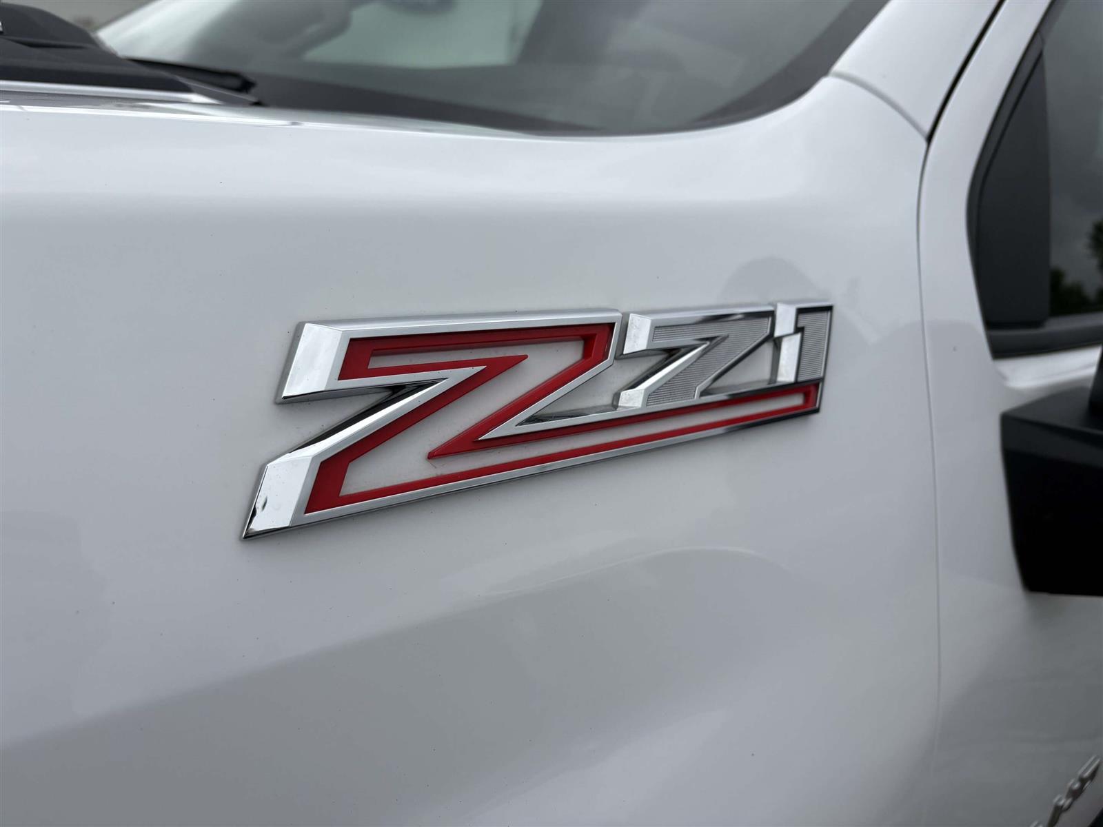 2024 Chevrolet Silverado 2500 LT - Thumbnail 8