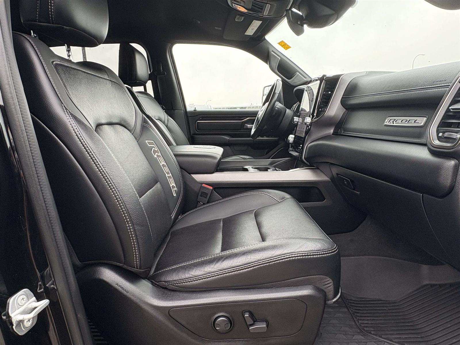 2022 Ram 1500 REBEL | HEATED LEATHER REM START POWER PEDALS - Thumbnail 36