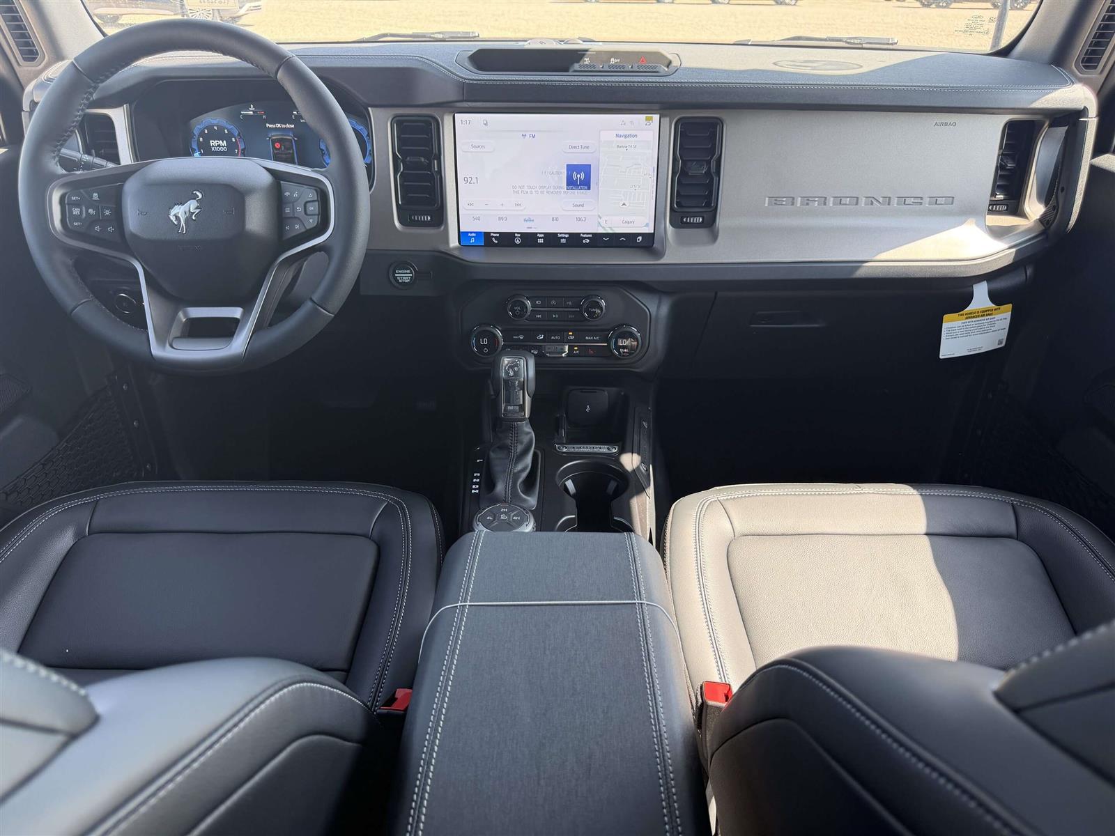2026 Ford Bronco Outer Banks | 314A: HIGH/LUX PACKAGE | HARD TOP - Thumbnail 16