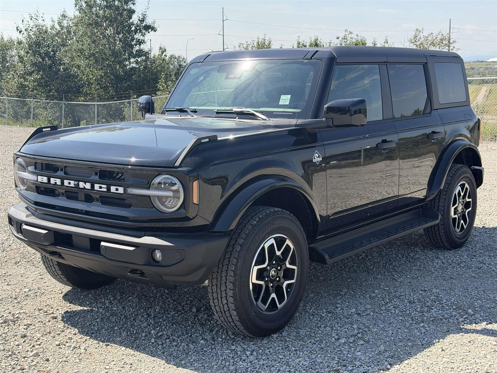 2026 Ford Bronco Outer Banks | 314A: HIGH/LUX PACKAGE | HARD TOP - Thumbnail 5