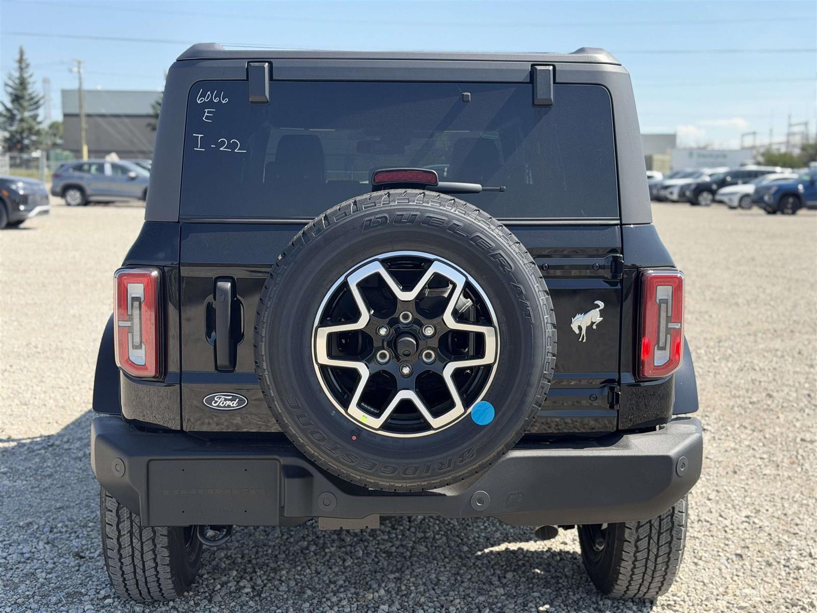 2026 Ford Bronco Outer Banks | 314A: HIGH/LUX PACKAGE | HARD TOP - Thumbnail 9