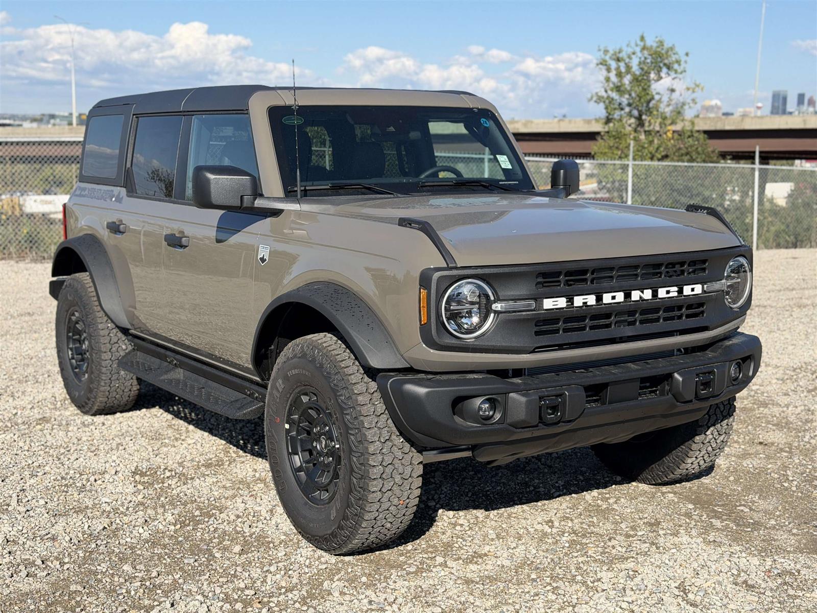 2026 Ford Bronco Big Bend | 222A: BLACK DIAMOND PACKAGE | HARD TOP - Thumbnail 12