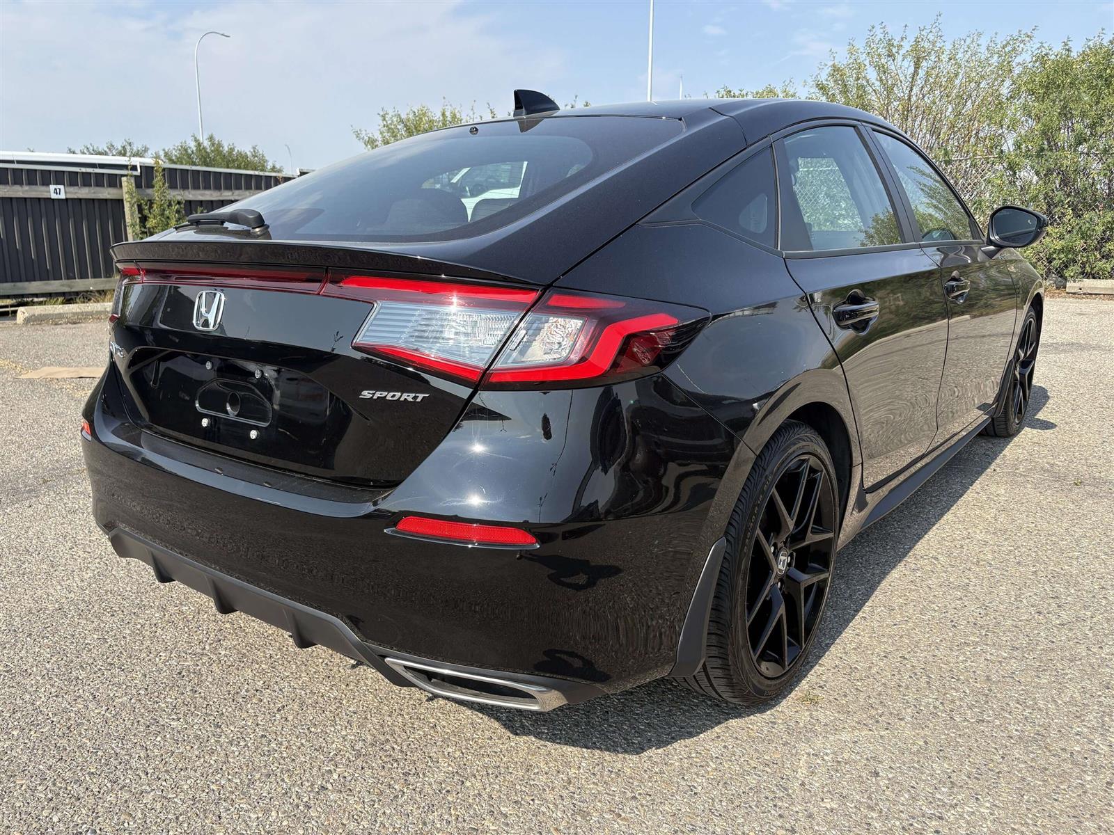 2024 Honda Civic Sport Touring CVT - Thumbnail 11