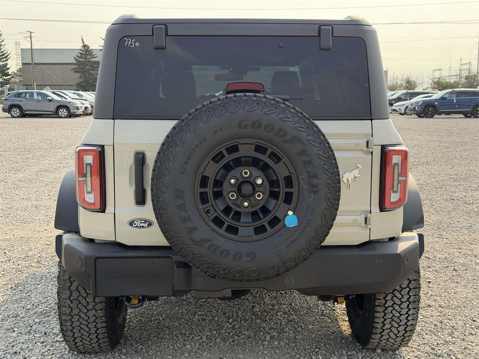 2026 Ford Bronco Outer Banks | 314A: HIGH/LUX PACKAGE | HARD TOP - Thumbnail 8