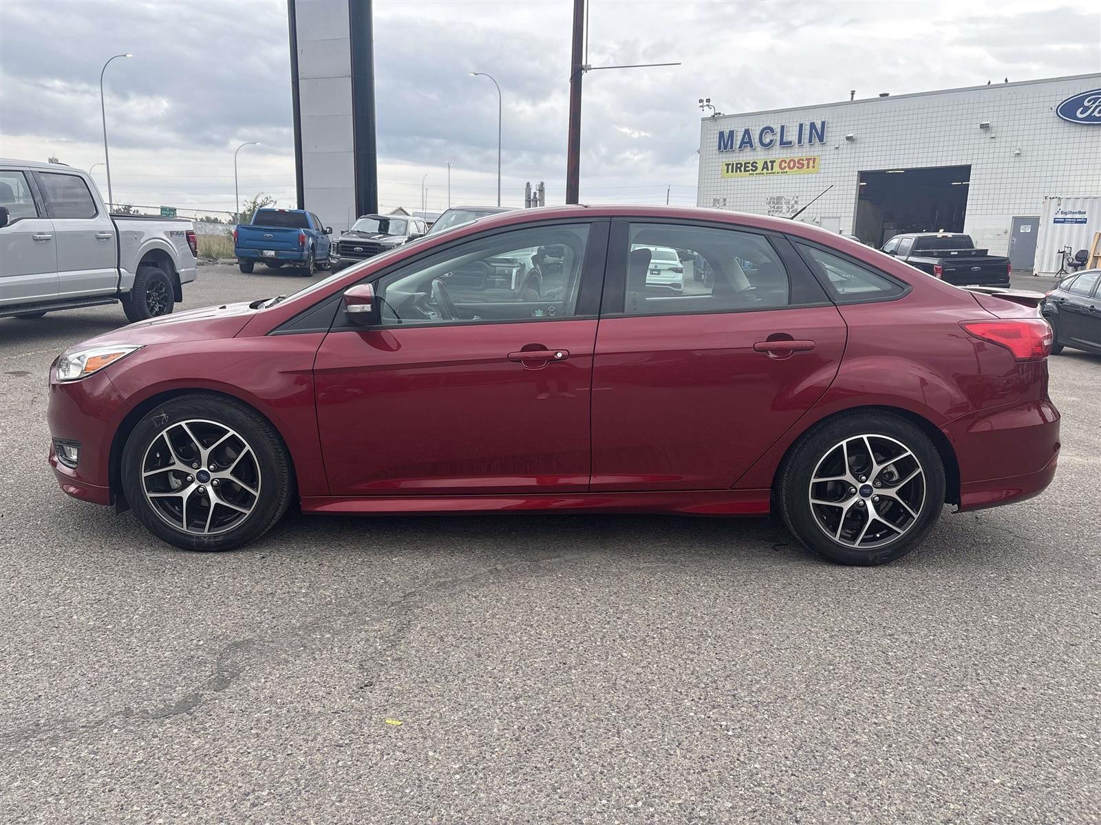2015 Ford Focus SE - Thumbnail 7