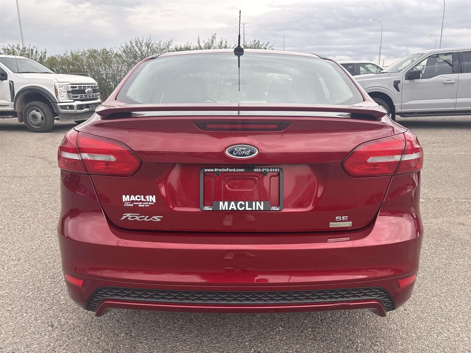 2015 Ford Focus SE - Thumbnail 9