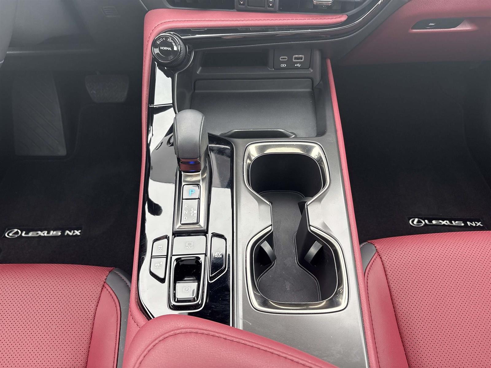 2025 Lexus NX 350h AWD - Thumbnail 25