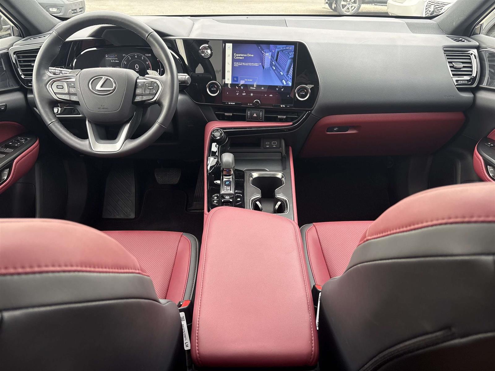 2025 Lexus NX 350h AWD - Thumbnail 26