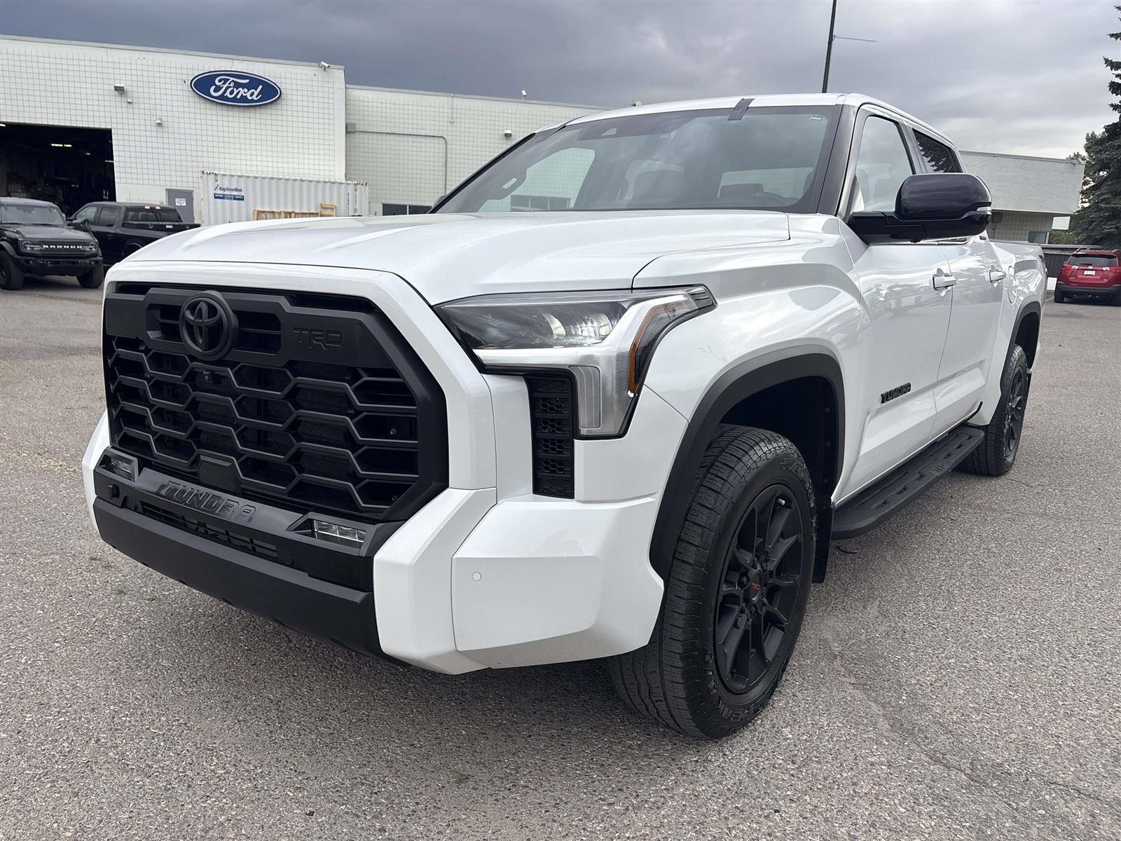 2026 Toyota Tundra LIMITED - Thumbnail 5