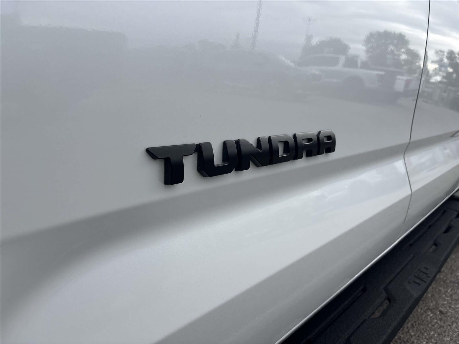 2026 Toyota Tundra LIMITED - Thumbnail 7