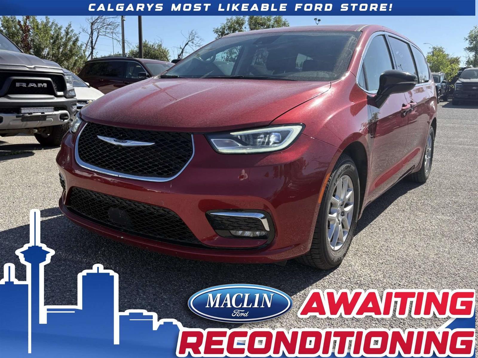 2024 Chrysler Pacifica TOURING-L | LEATHER | STOW'NGO | REMOTE START - Main View