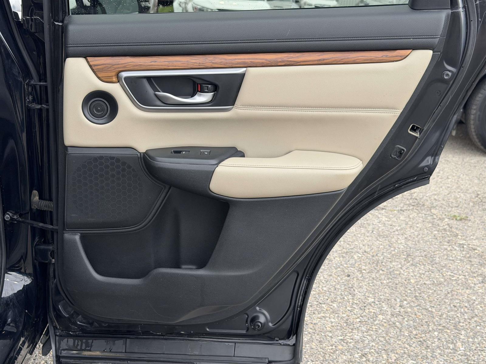 2017 Honda CR-V TOURING - Thumbnail 28