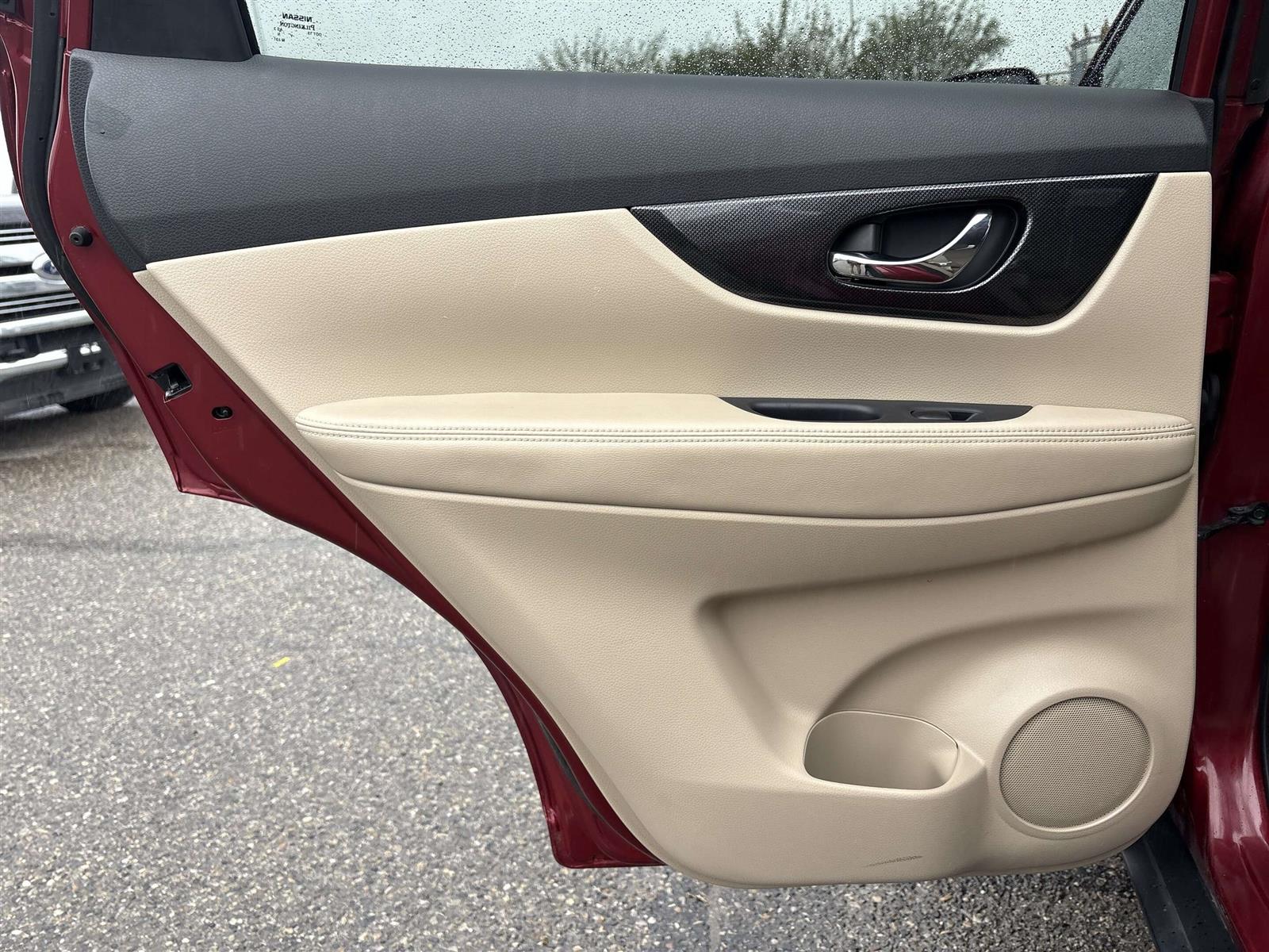2015 Nissan Rogue SL AWD - Thumbnail 24