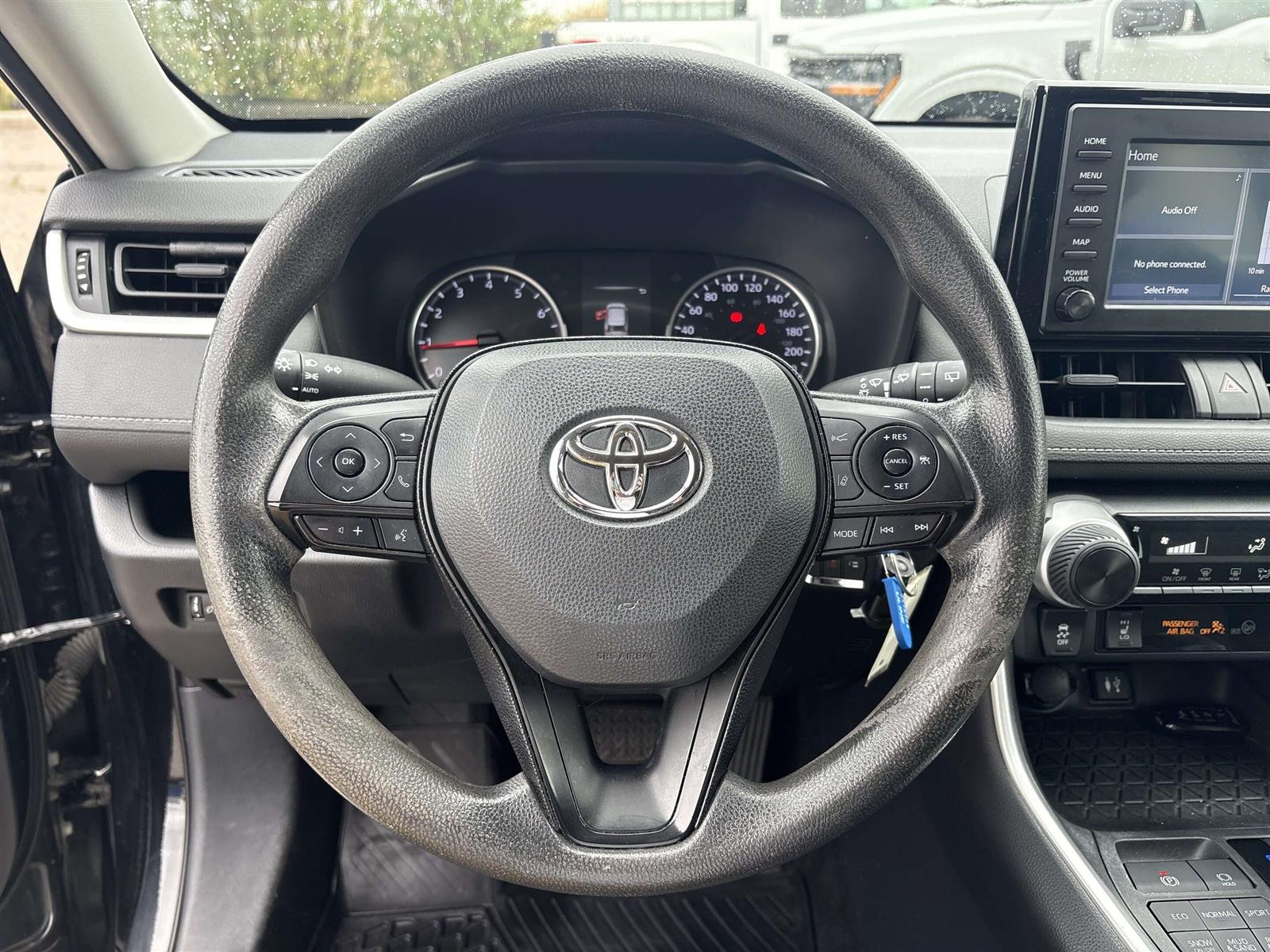 2019 Toyota RAV4 LE UPGRADE AWD | HEATED SEATS | ROOF RACK - Thumbnail 16