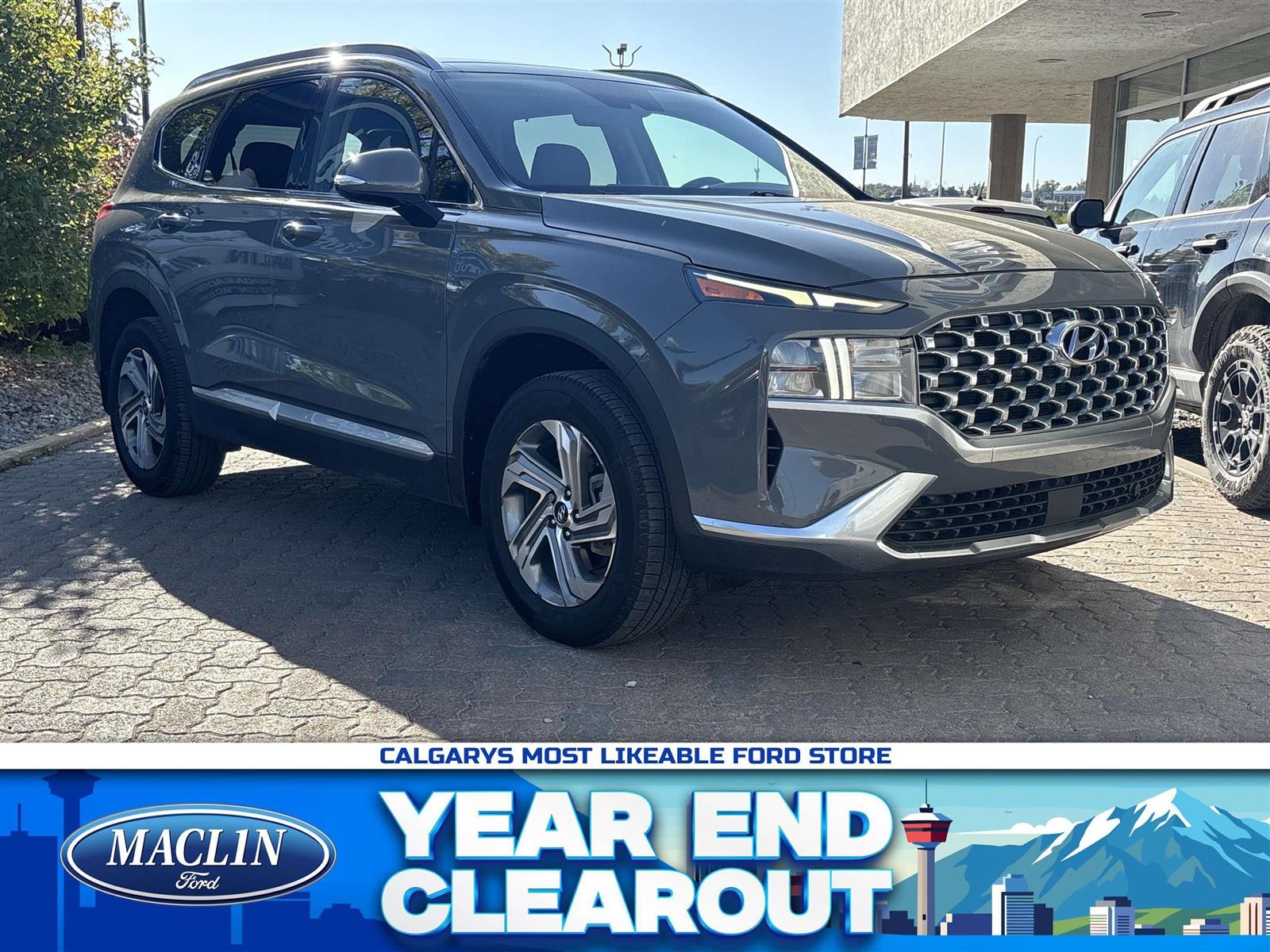 2022 Hyundai Santa Fe w/ Trend Pkg | LEATHER | MOONROOF - Main View
