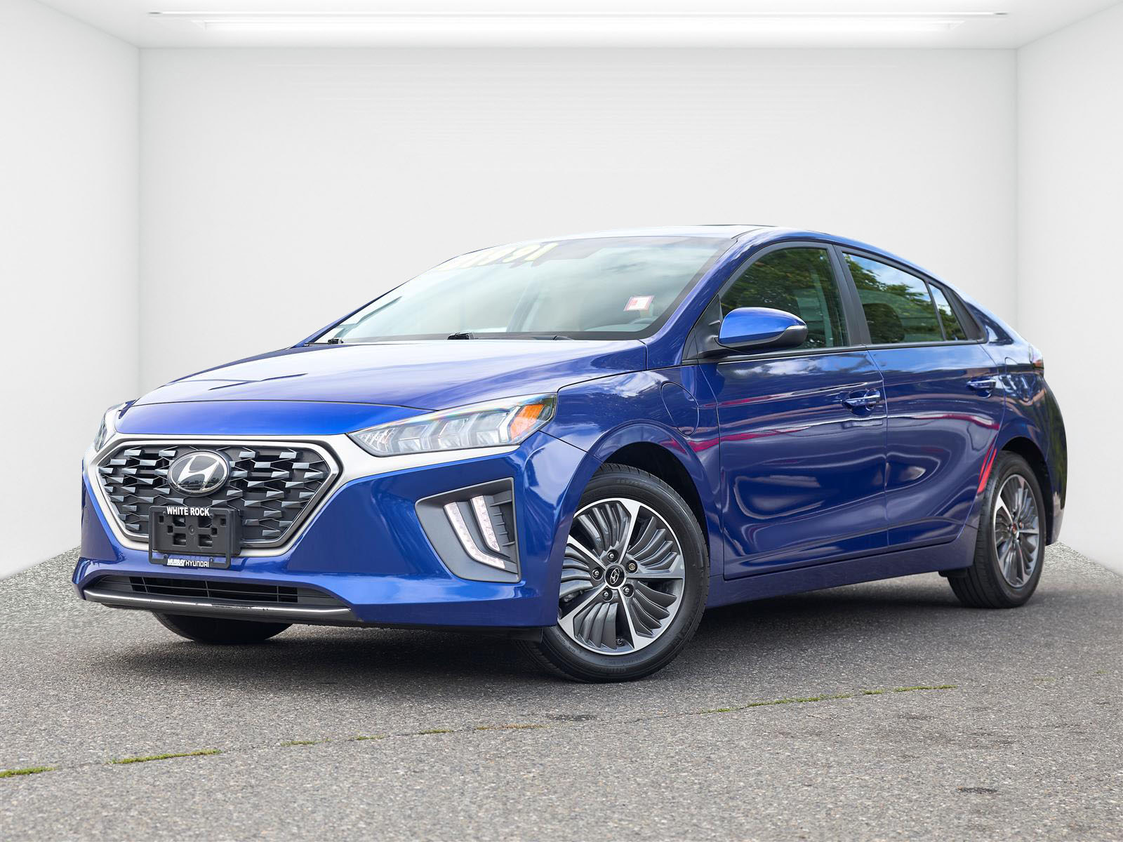 Blue 2021 Hyundai Ioniq Hybrid Plug-In SE FWD Hatchback Front-Wheel Drive Automatic