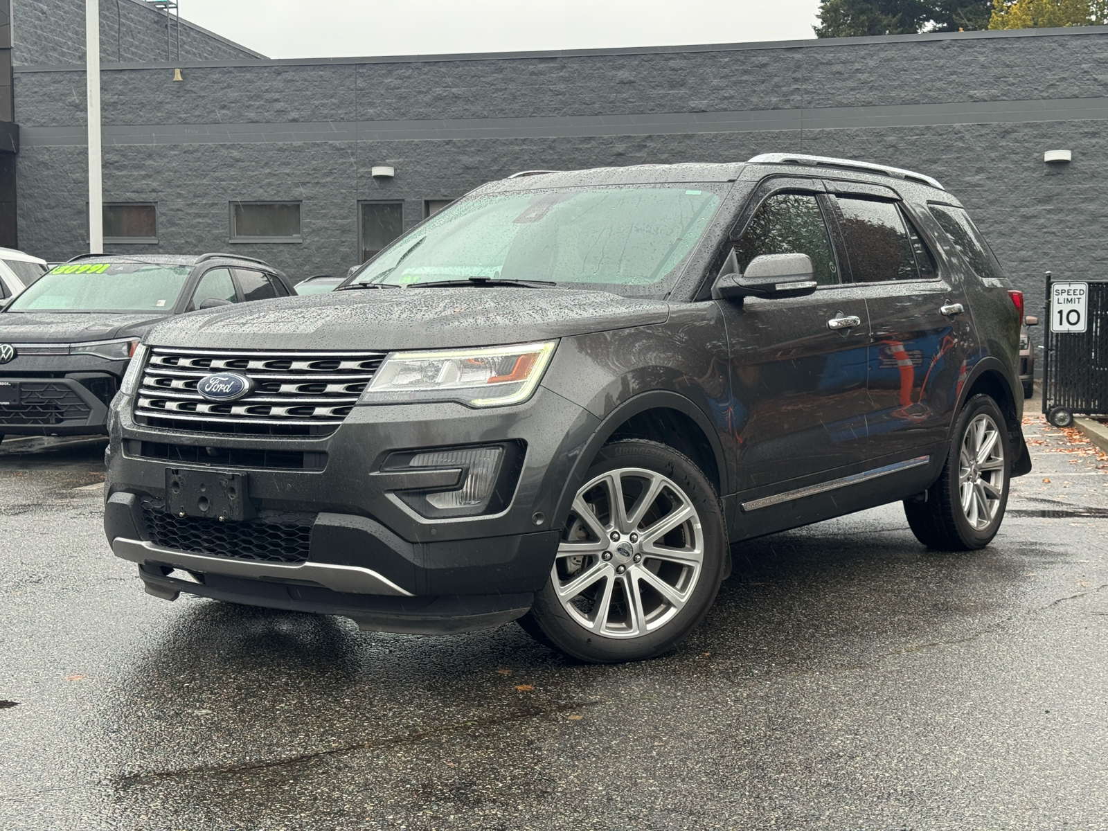 2017 Ford Explorer