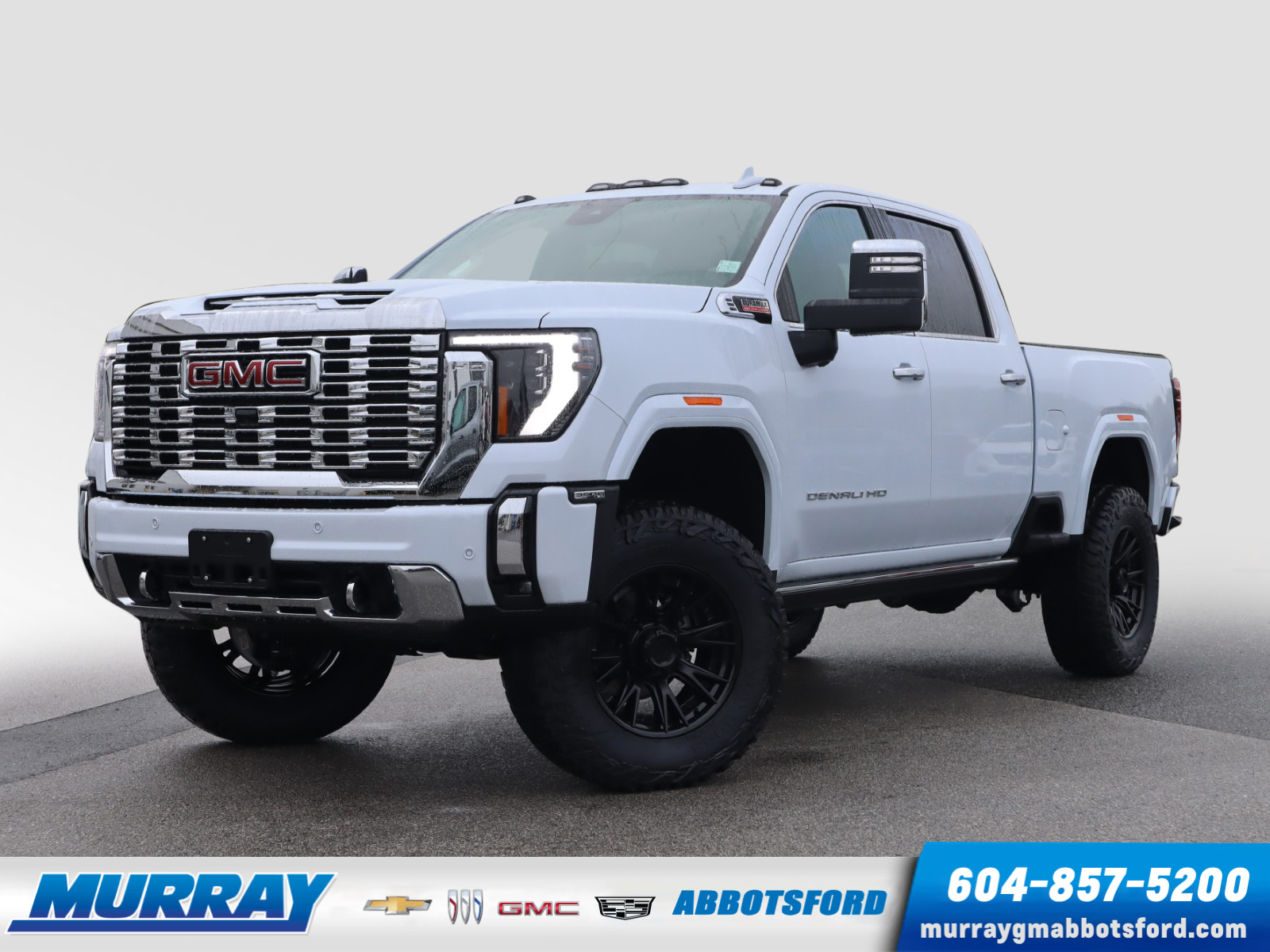 2026 GMC Sierra 3500 HD 4WD Crew Cab Standard Box Denali - Main View