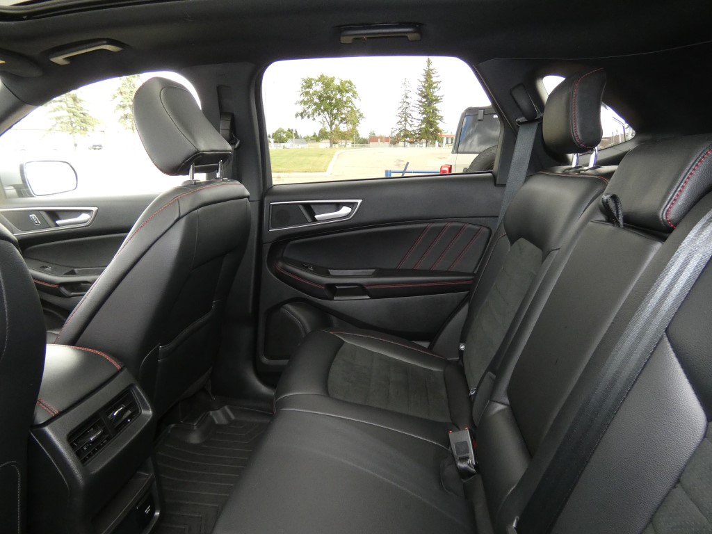 2022 Ford Edge ST LINE - Thumbnail 21
