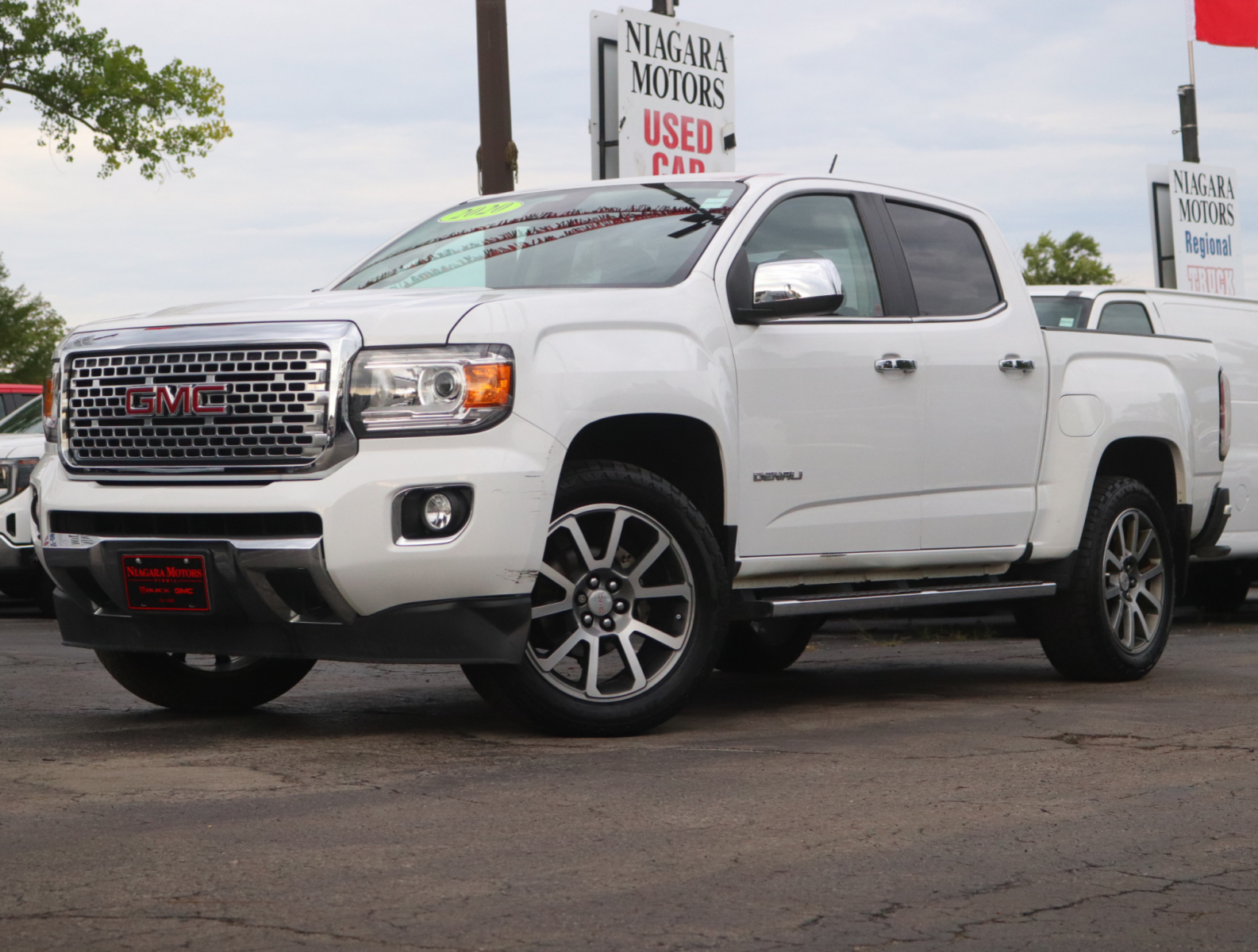  2020 GMC Canyon Pickup Truck Four-Wheel Drive Automatic