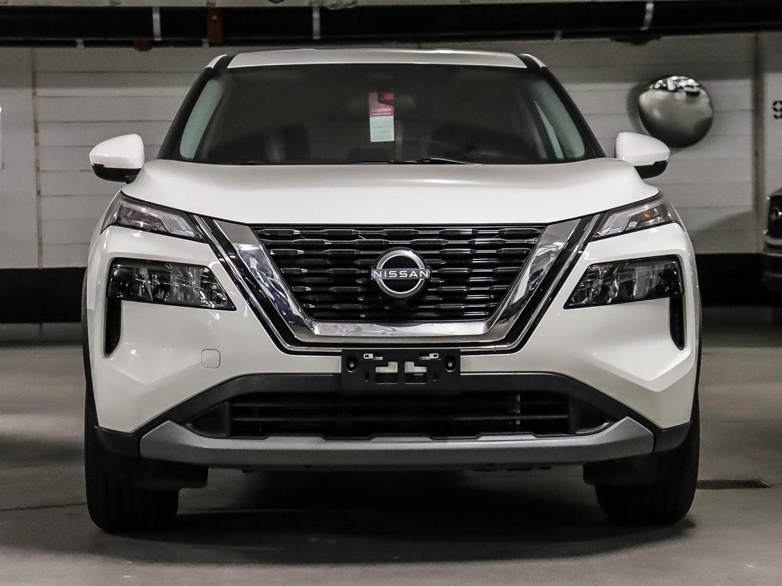 2022 Nissan Rogue - Thumbnail 2