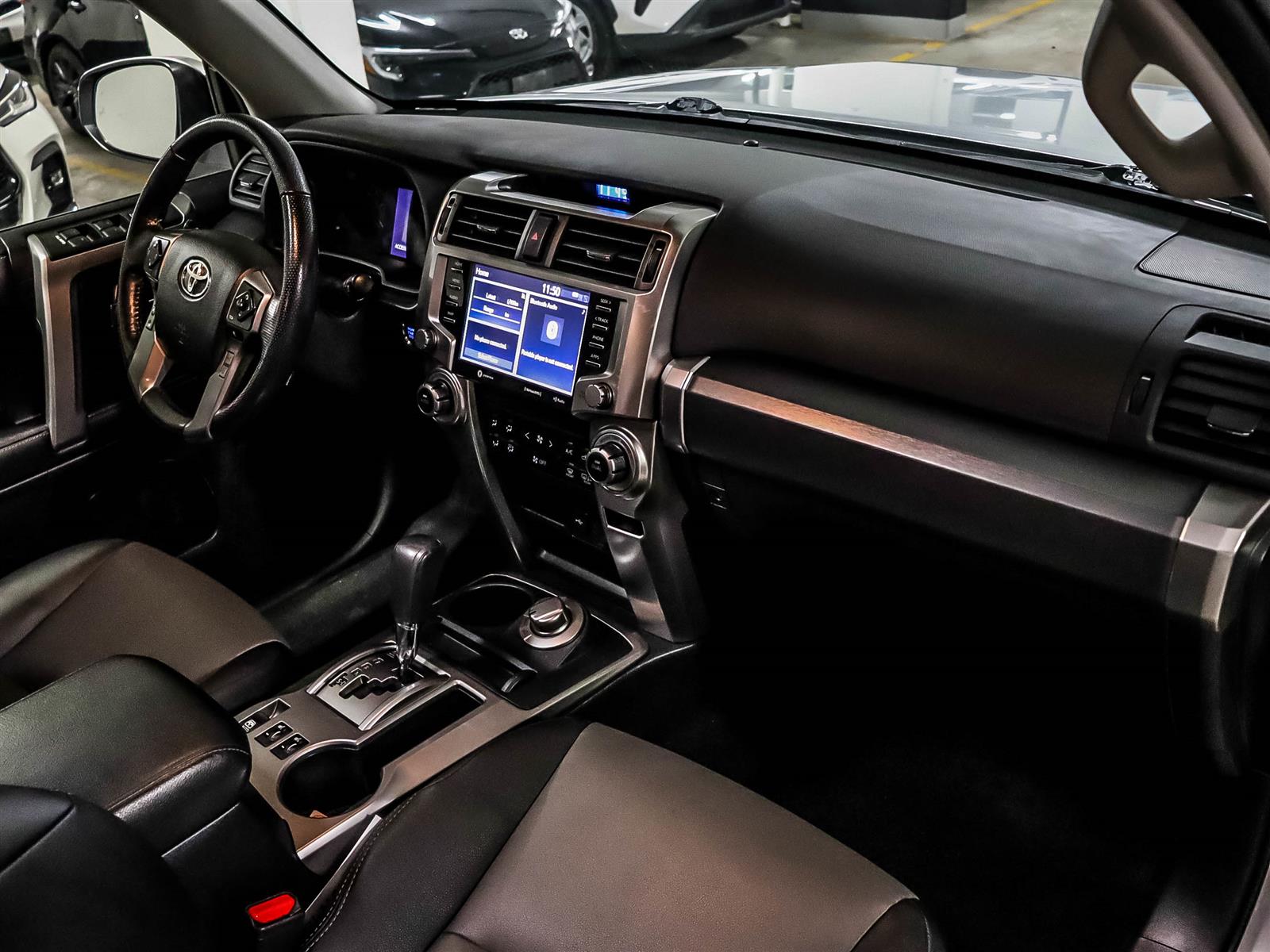 2024 Toyota 4Runner Base - Thumbnail 15