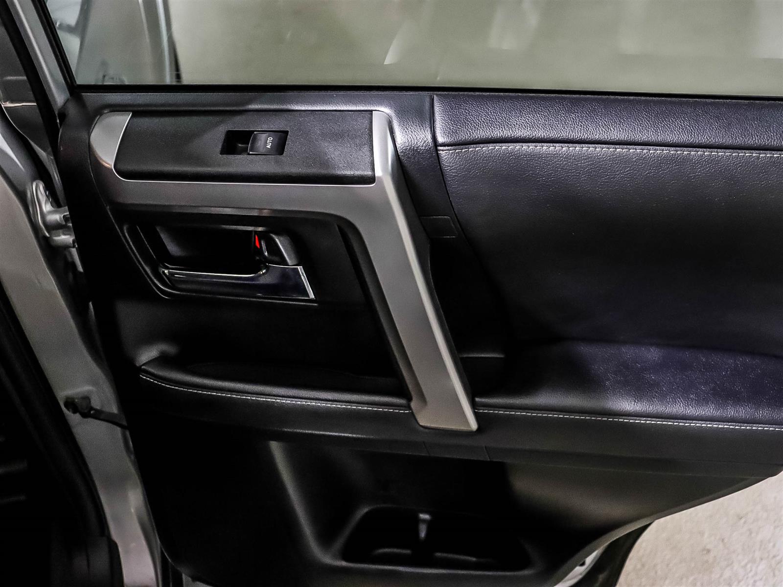 2024 Toyota 4Runner Base - Thumbnail 17