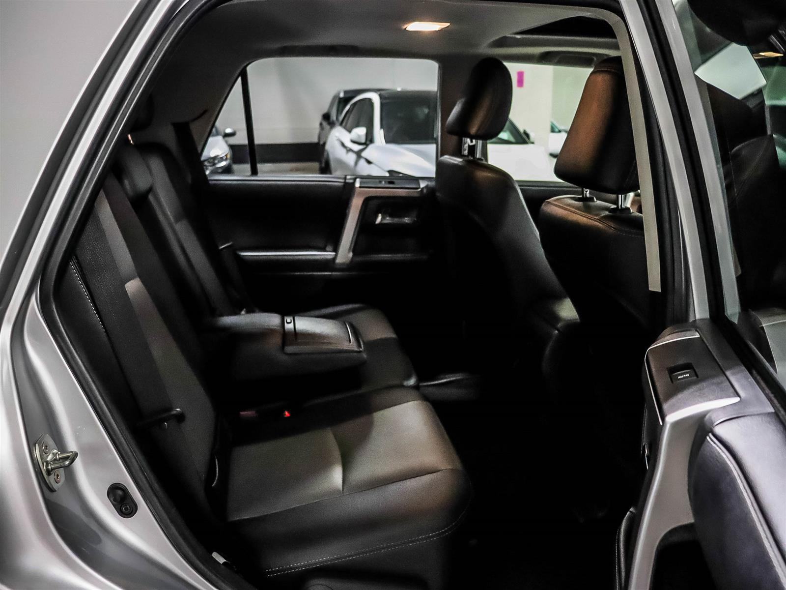 2024 Toyota 4Runner Base - Thumbnail 18