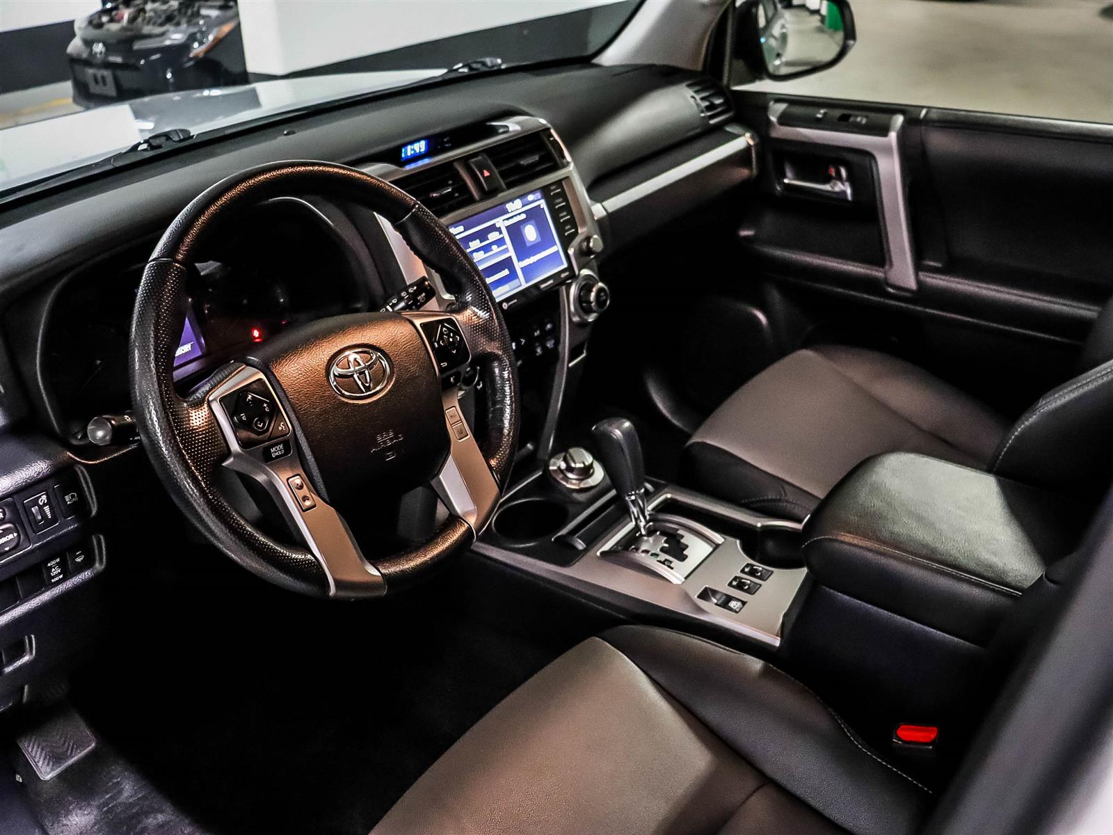 2024 Toyota 4Runner Base - Thumbnail 7