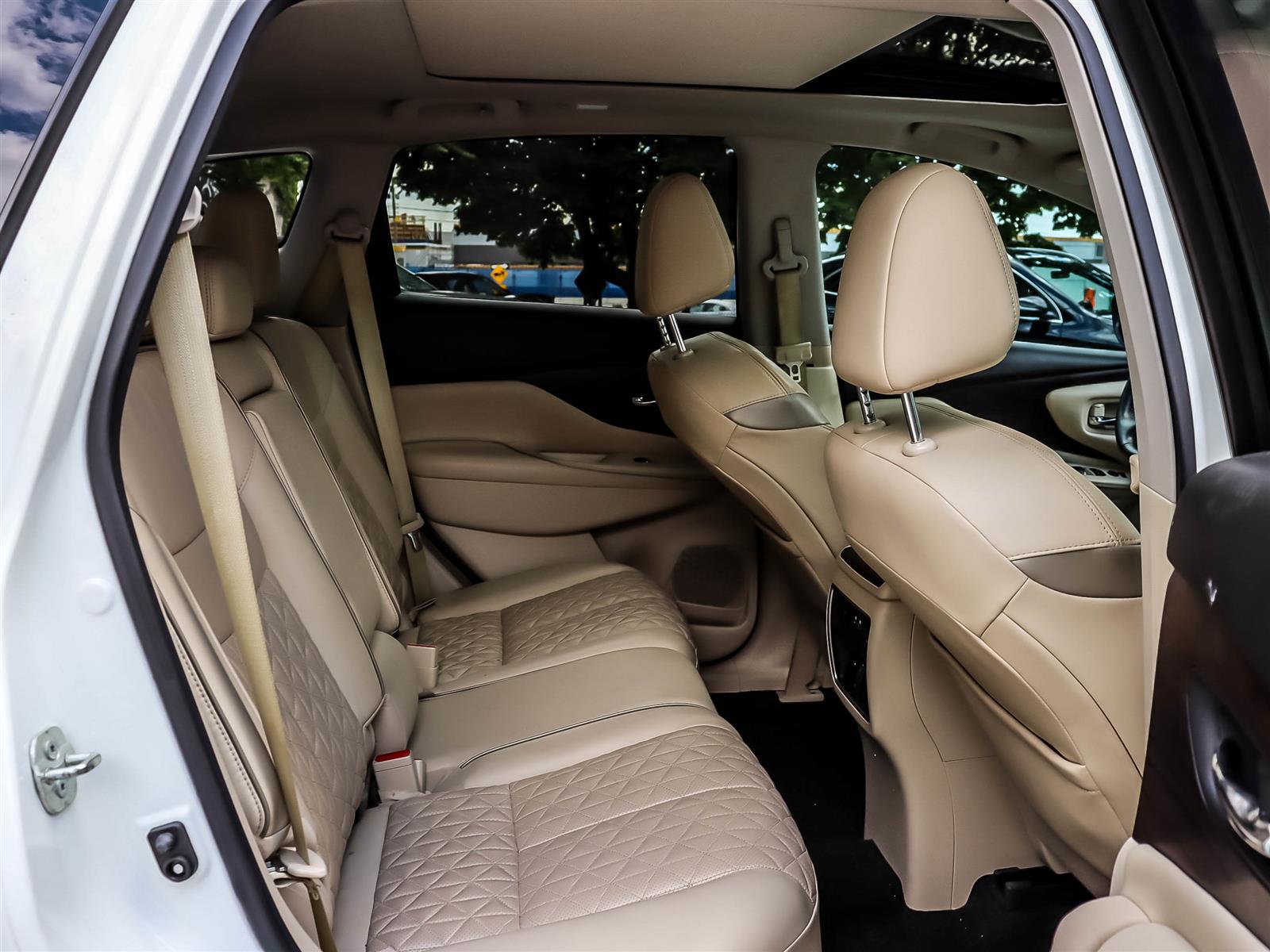 2019 Nissan Murano - Thumbnail 17