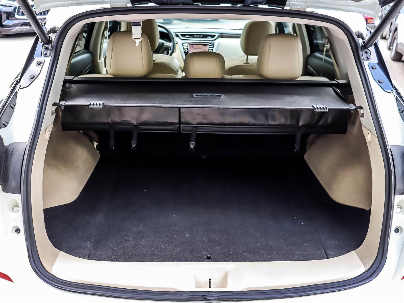 2019 Nissan Murano - Thumbnail 19