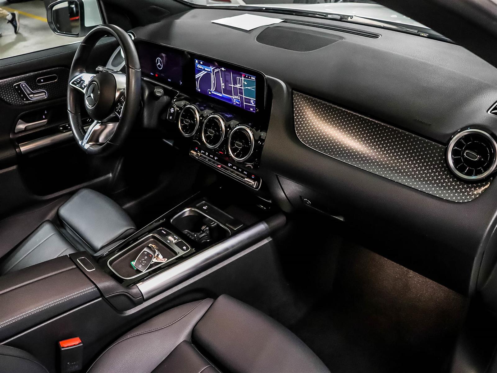 2026 Mercedes-Benz GLA 250 Base - Thumbnail 14
