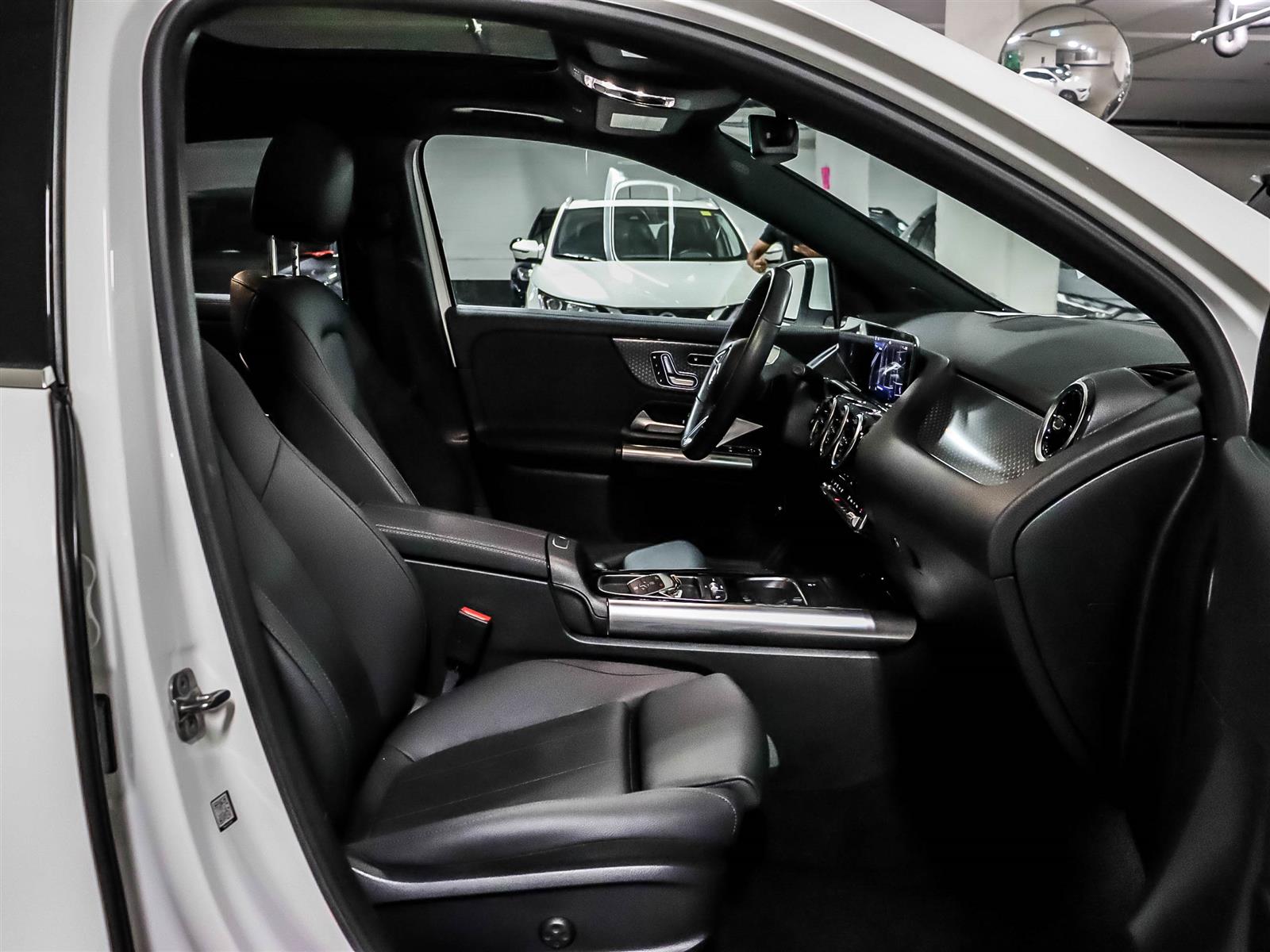 2026 Mercedes-Benz GLA 250 Base - Thumbnail 15