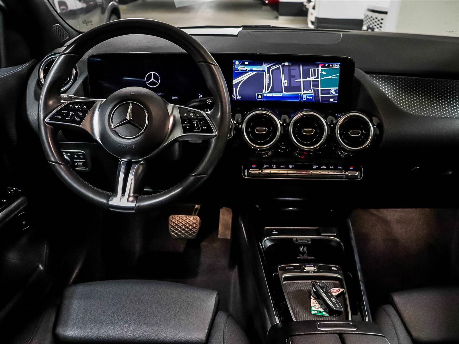2026 Mercedes-Benz GLA 250 Base - Thumbnail 9