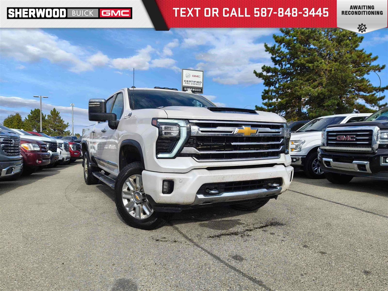2025 Chevrolet Silverado 3500 High Country Z71 | Heated And Cooled Leather Seats - Main View
