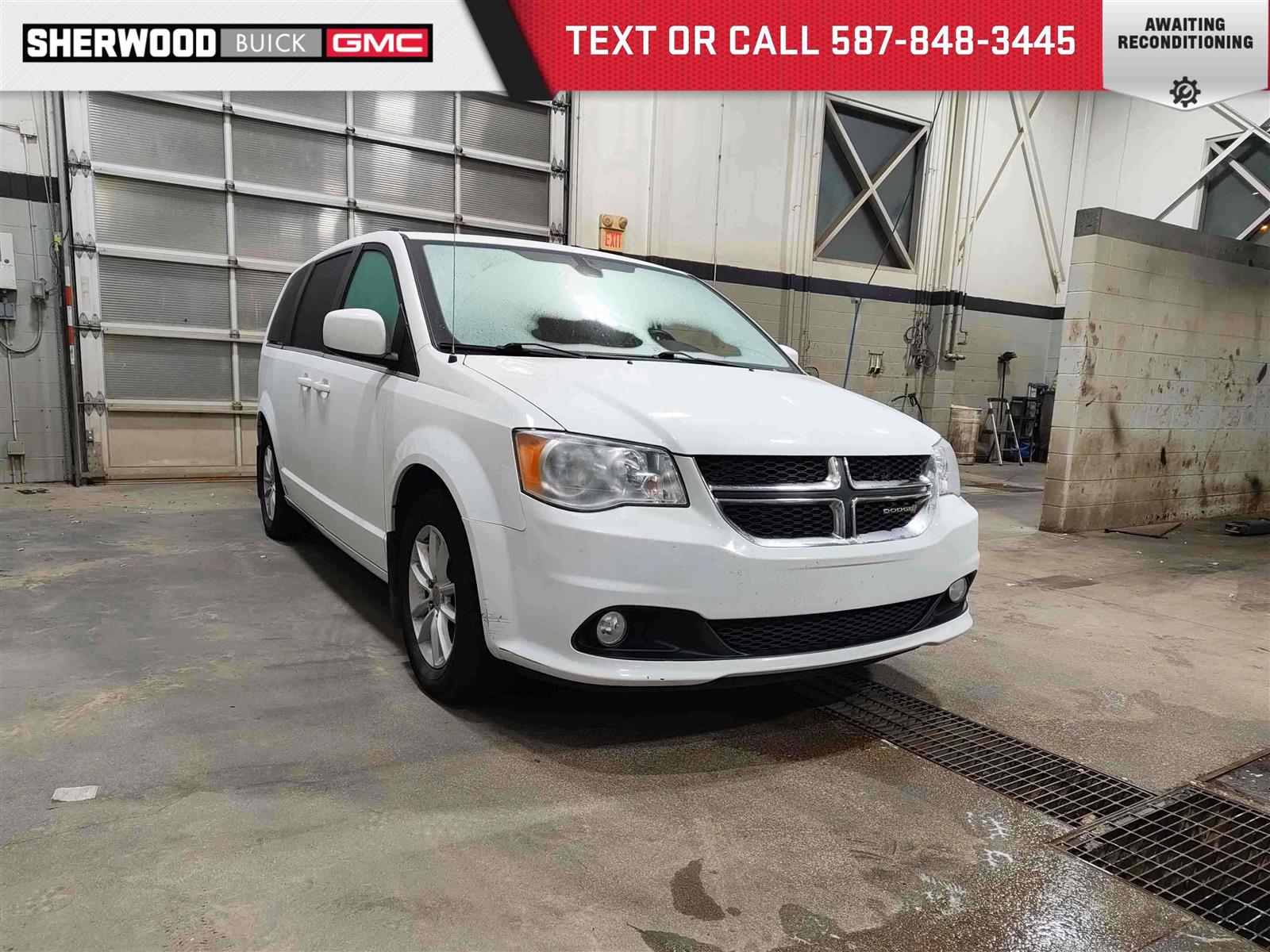 2019 Dodge Grand Caravan SXT Premium Plus V6 | 7 Passenger Seating - Main View