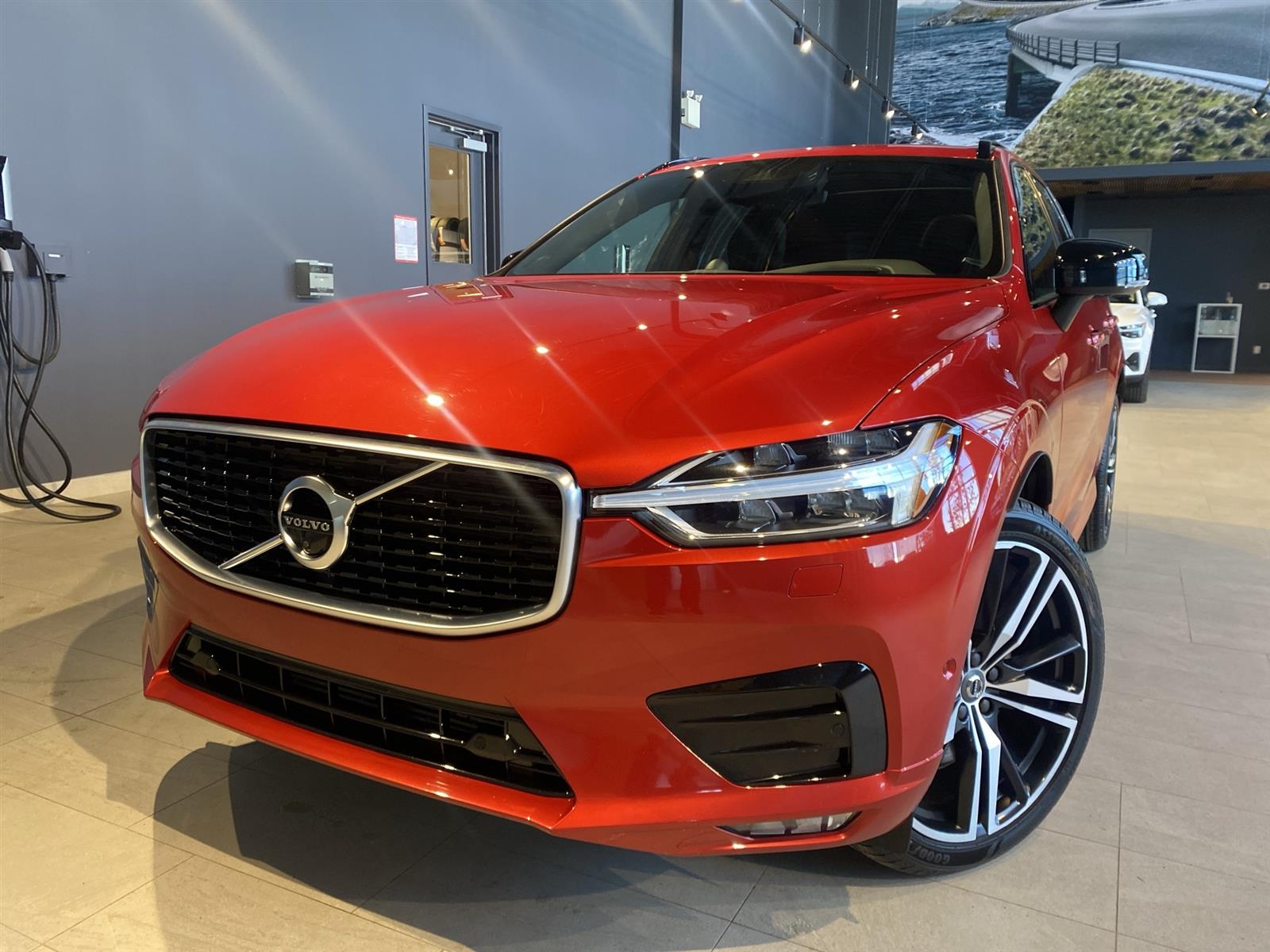 2020 Volvo XC60 T6 R-Design AWD