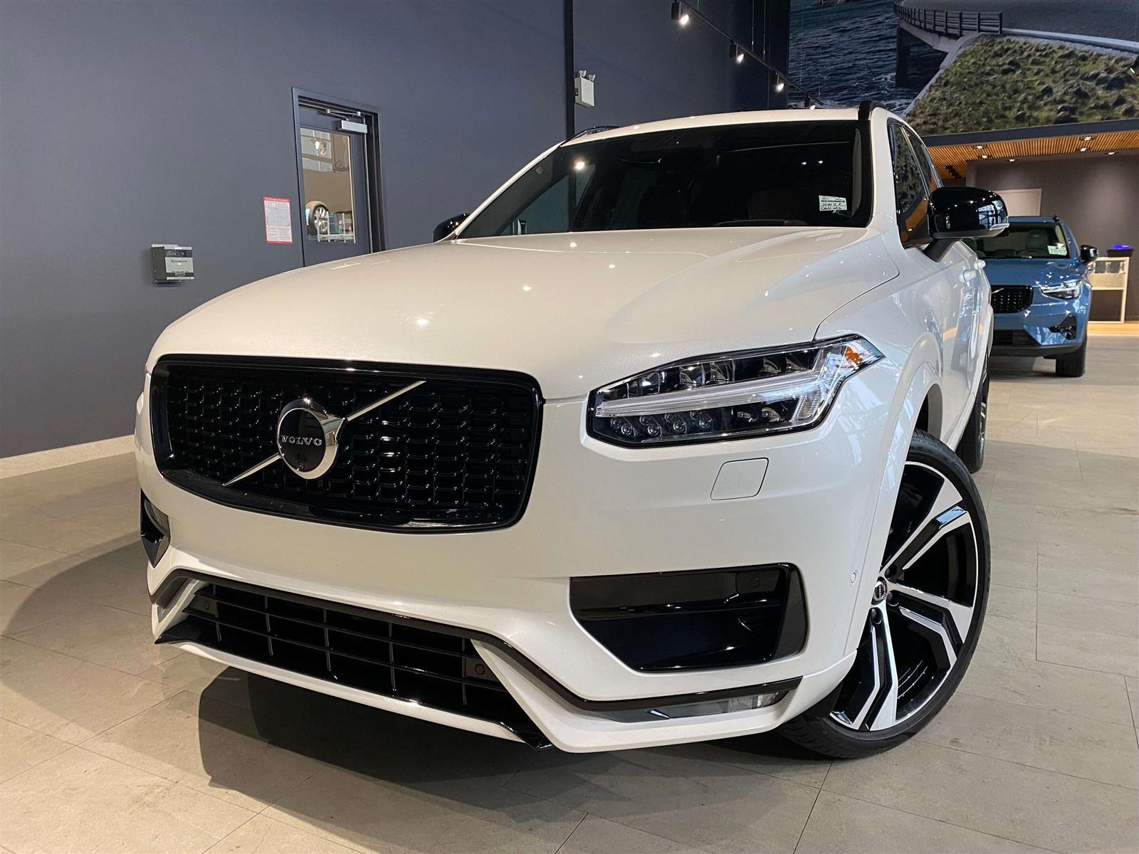Crystal White 2022 Volvo XC90 SUV / Crossover Automatic