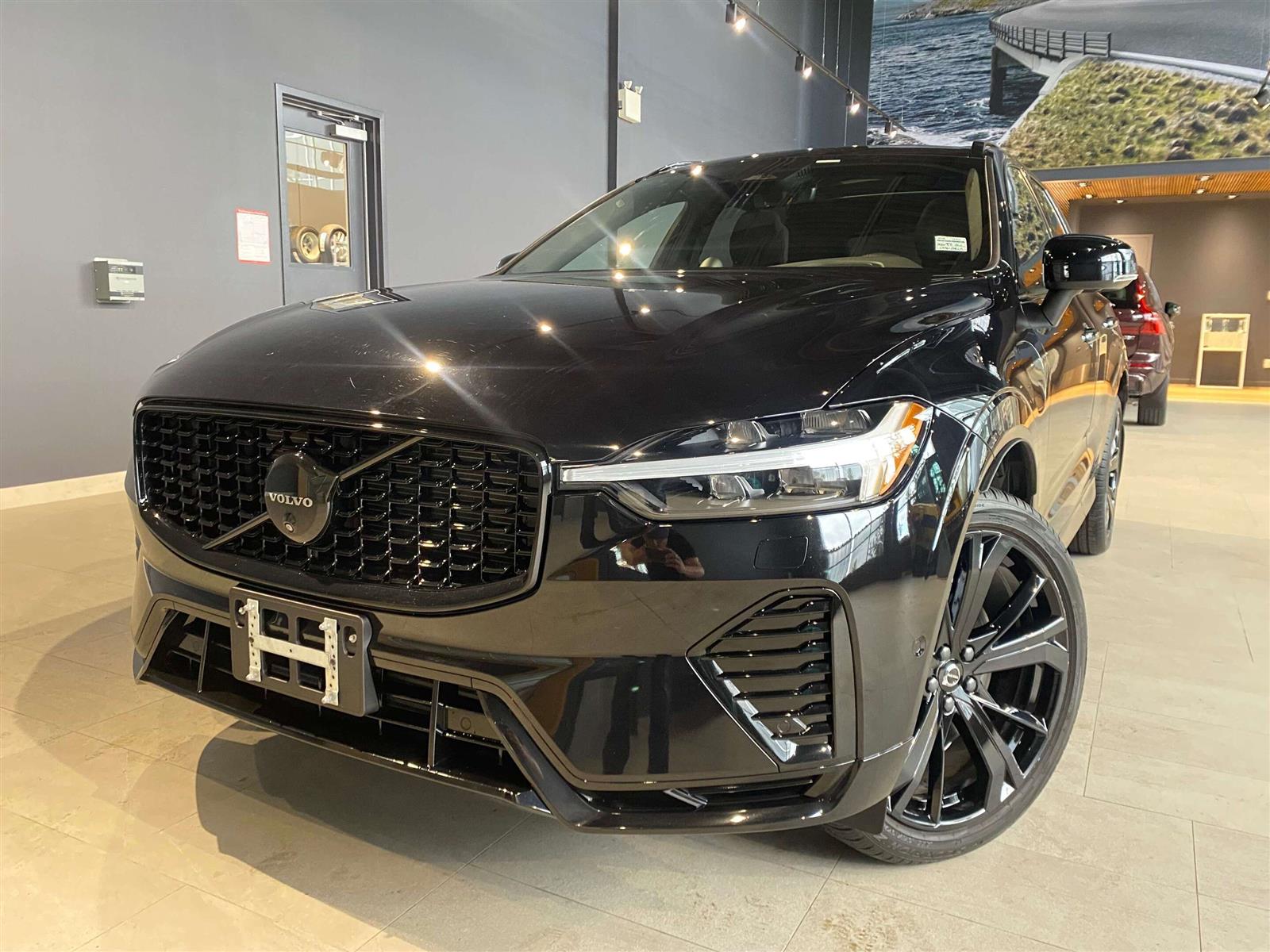 Onyx Black Metallic 2025 Volvo XC60 SUV / Crossover All-Wheel Drive Automatic